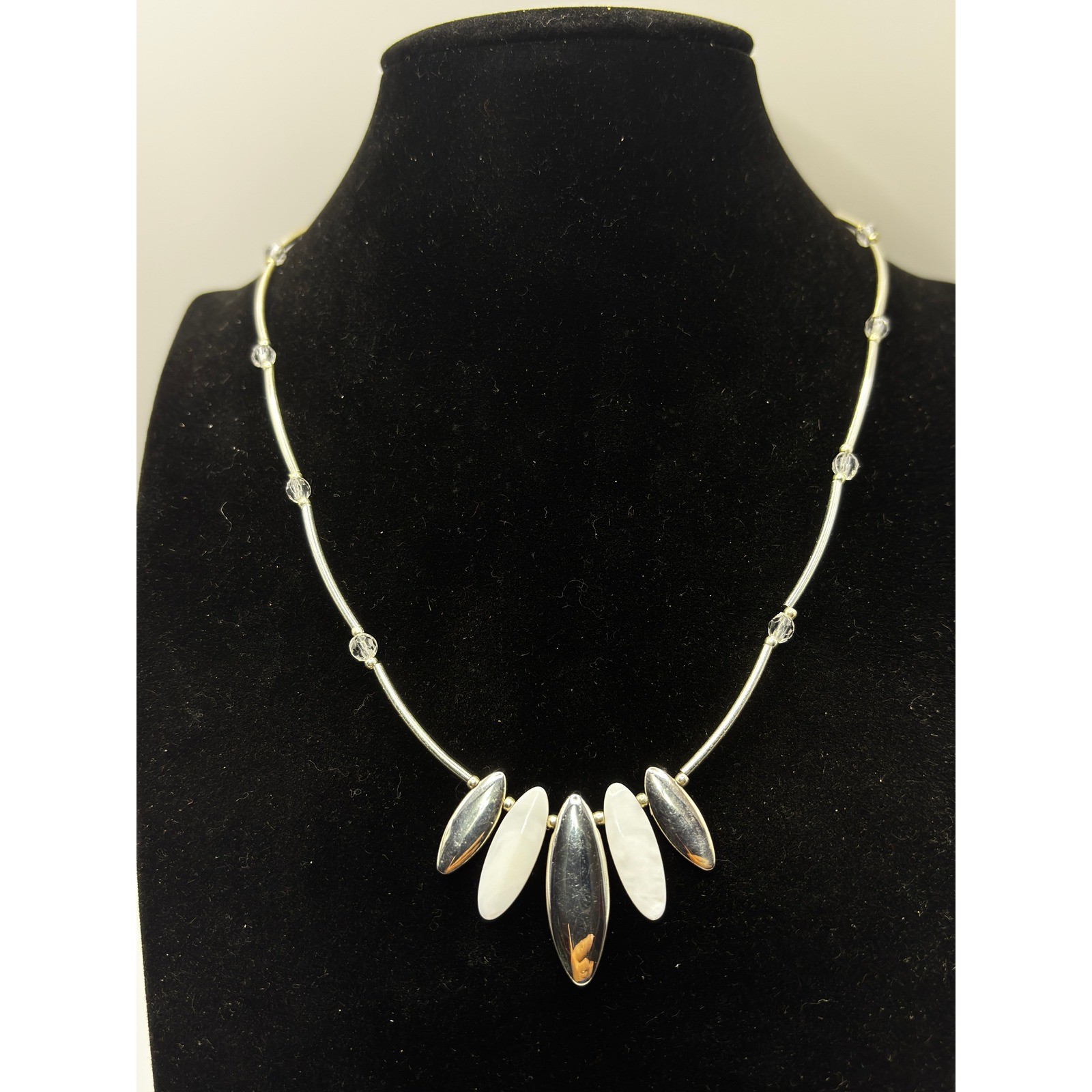 Unbranded Marquise Drop Necklace Womens 16″ Silver White Mother of Pearl Crystal