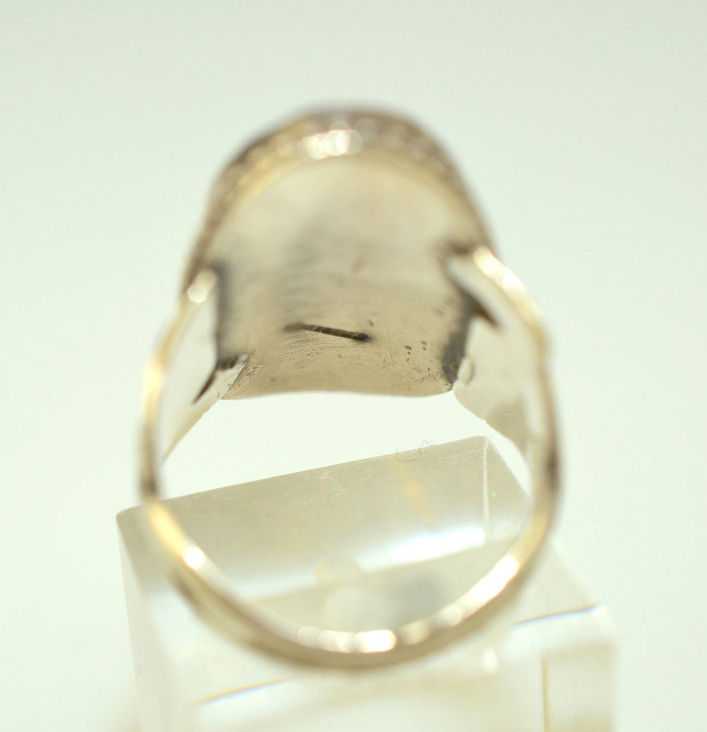 STERLING SILVER OVAL AGATE RING WITH BEAD BORDER & ENTWINED VINE SHANK SIZE 5.75