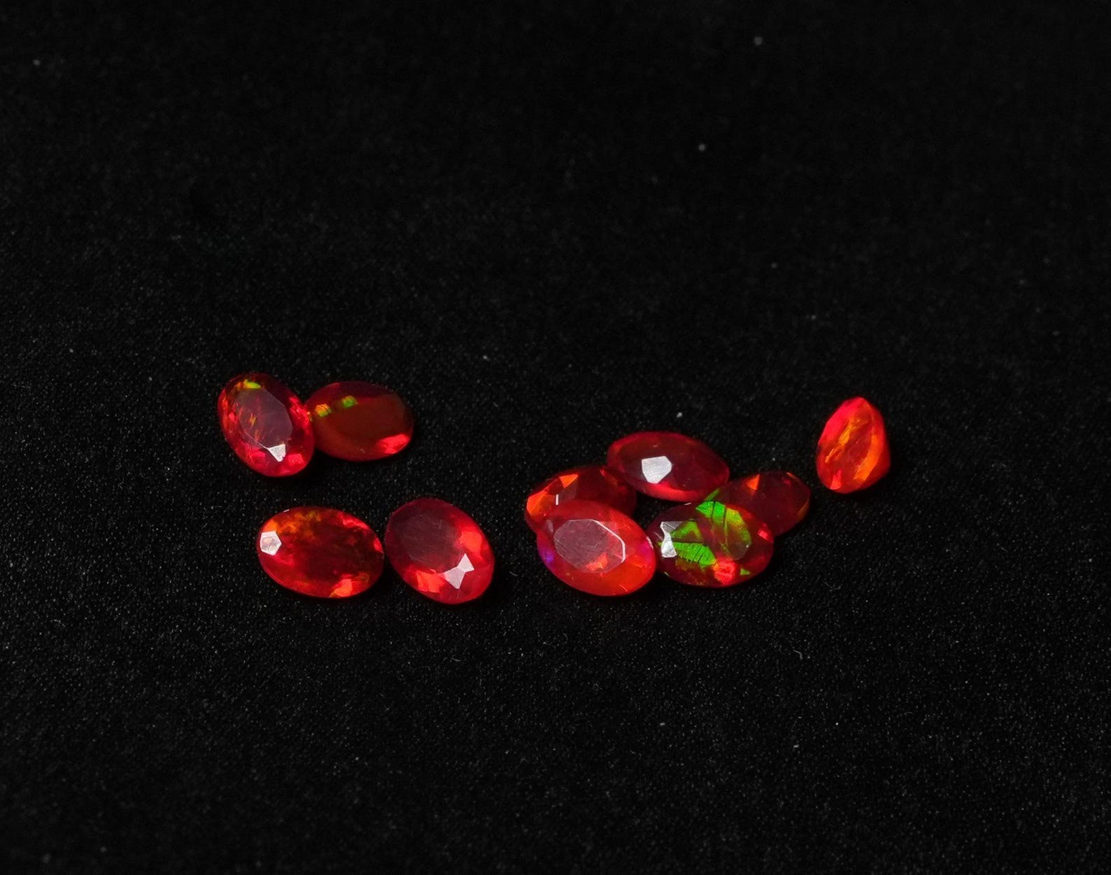 Natural Red Ethopian Opal Oval Faceted Cut 3x5mm To 8x10mm Loose Gemstone