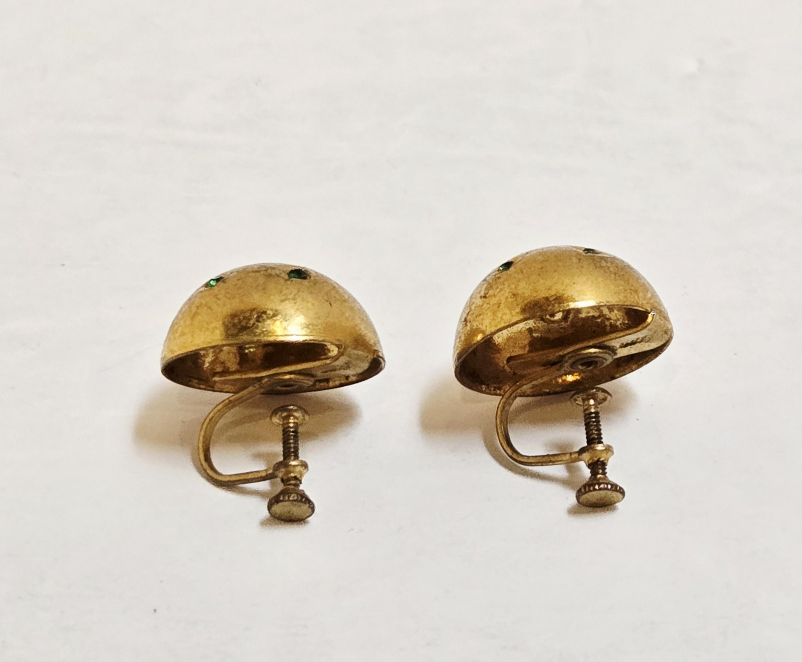 Vintage Signed CORO Fur Clip Duette Green Rhinestone Gold Tone Dome Earrings