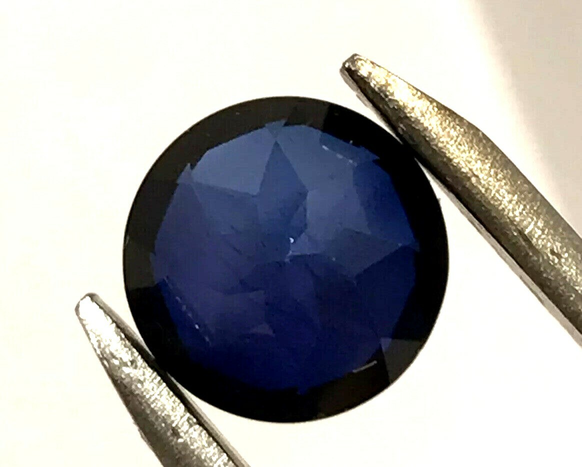 3.50 ct Natural Blue Sapphire , Excellent Round Cut ,VS Clarity ,9 mohs hardness