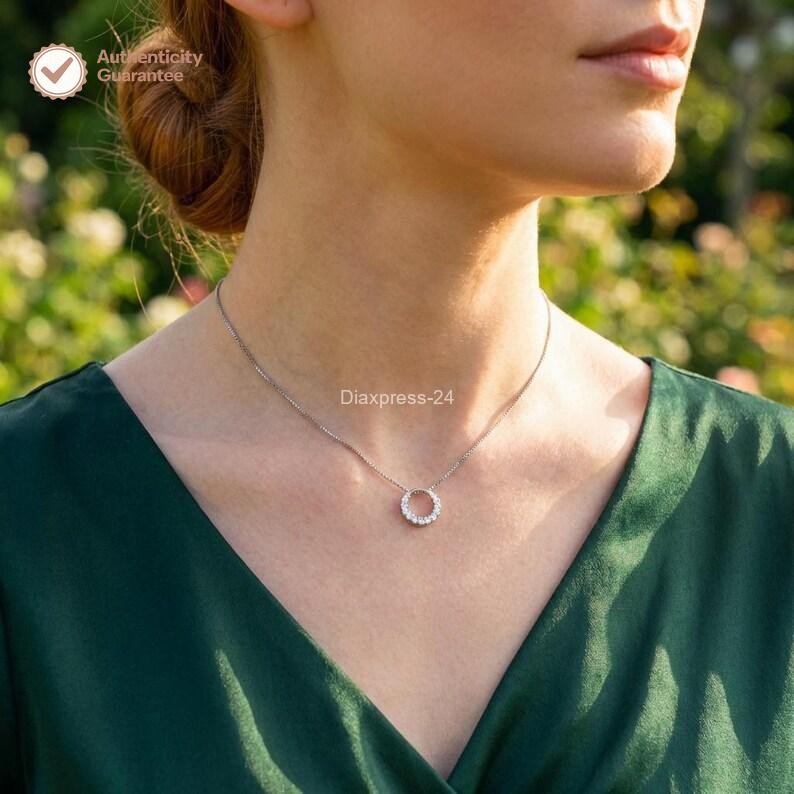 14K White Gold 18” Chain Natural GH/SI Diamond Proposal Circle Shape Pendant