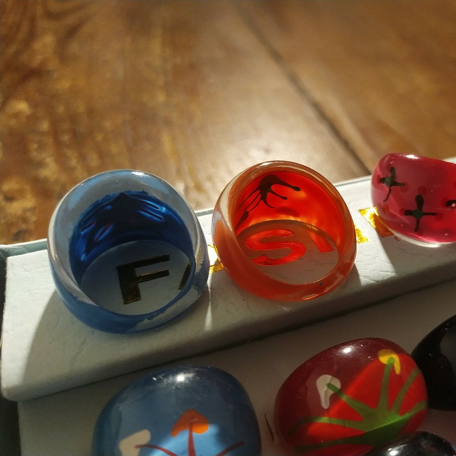 36 Resin Beach Rings – Super Colorful Pop Art – Various Mixed Sizes