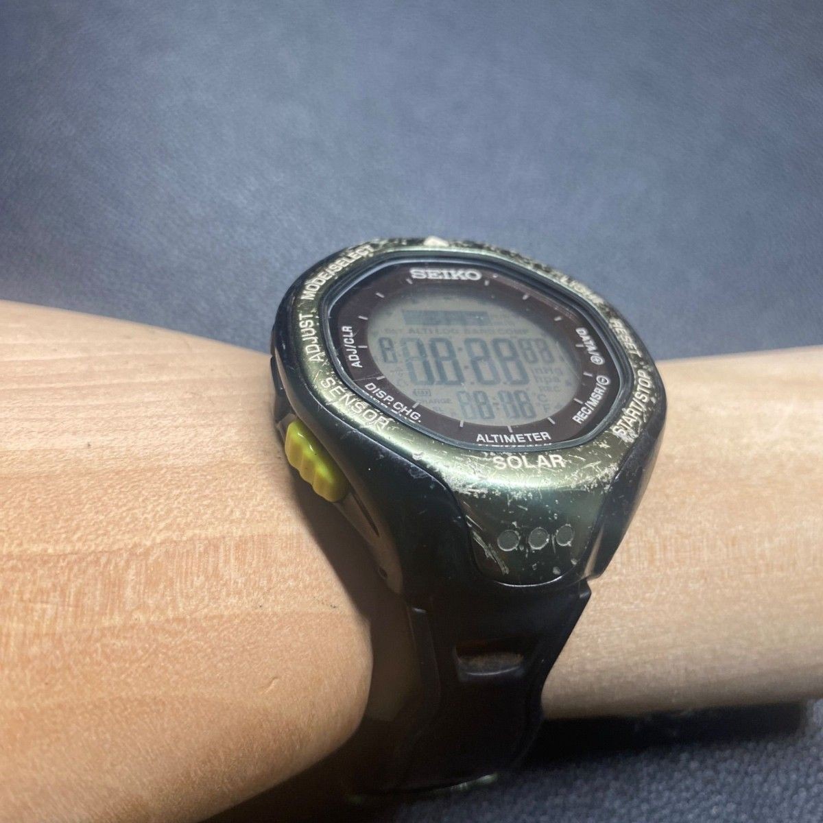 SEIKO S822 00A0 Prospex Alpinist wristwatch men’s climbing