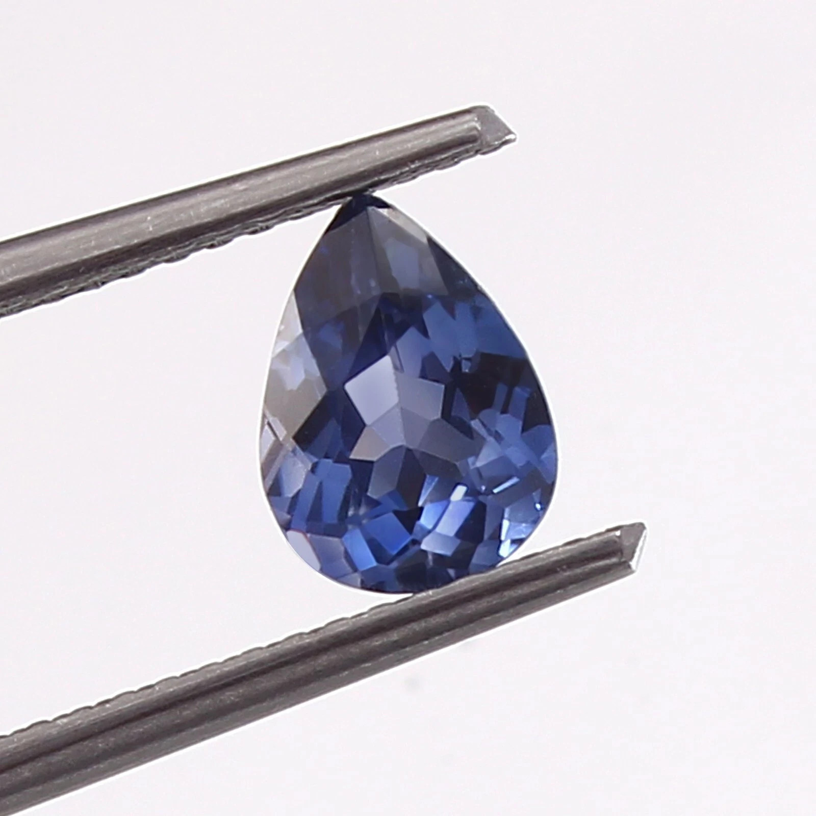 NATURAL MINE – VVS PEAR RICH BLUE CEYLON SAPPHIRE 6.95 Ct.