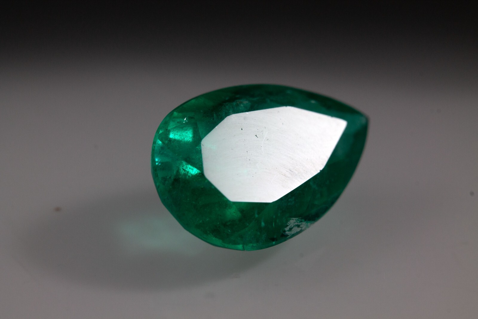 12.5 X 8.3mm 3.18 Carat Pear Fine Natural Colombian Emerald Loose Gemstone