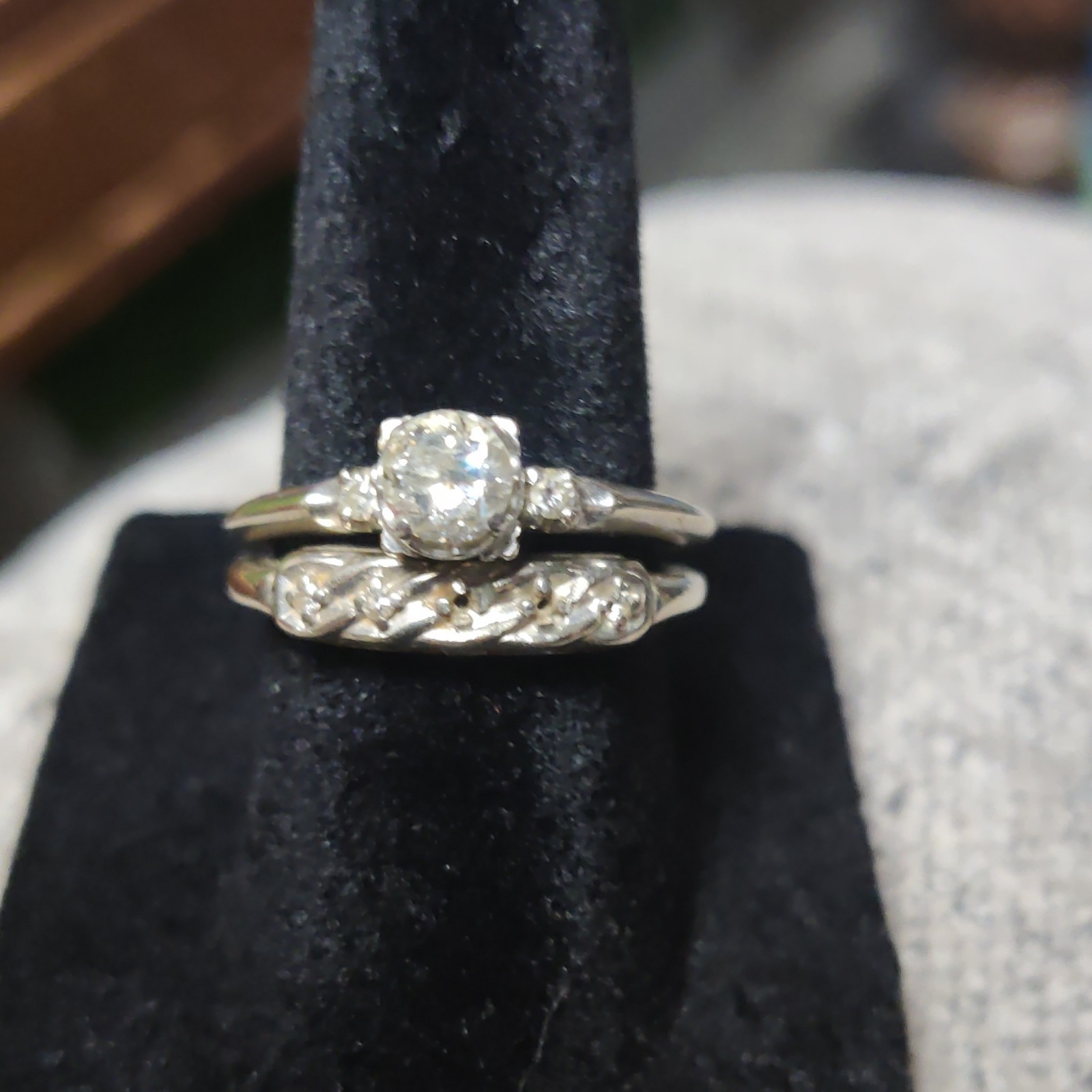 White Gold Diamond Engagement Wedding Ring Set Solitaire with Accents