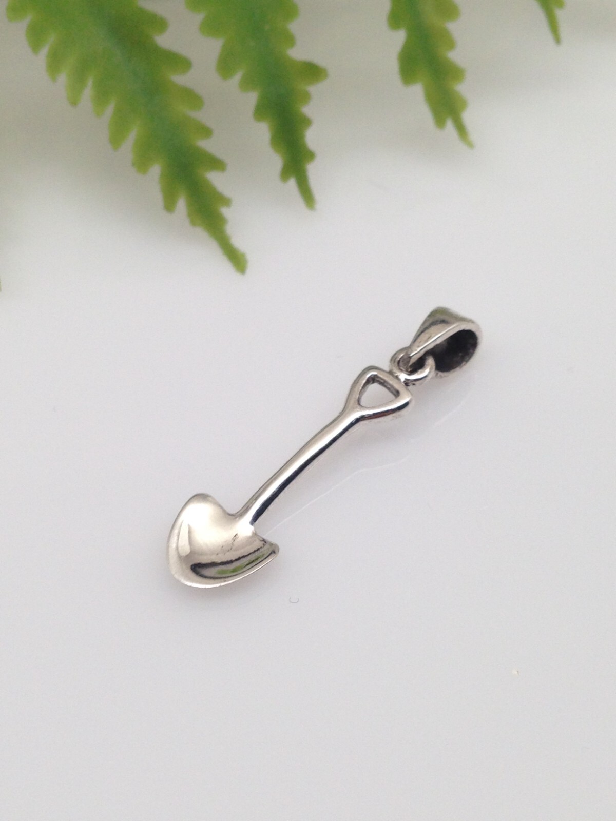 925 Sterling Silver Tiny Shovel Pendant Men Women 19mm(0.75″)/27mm1.06″