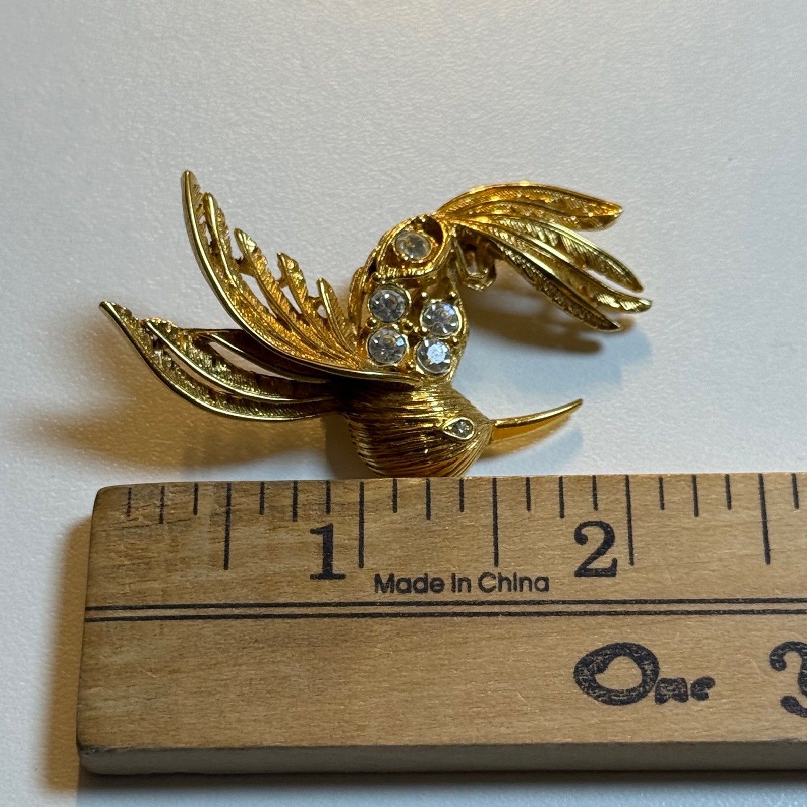 Napier Vintage Gold Tone Hummingbird Brooch Rhinestone Accent Bird Hallmarked