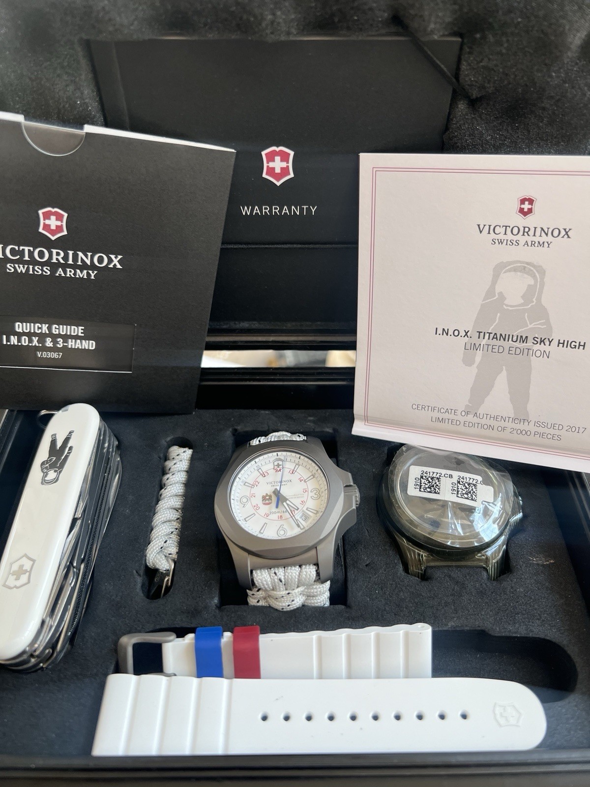 BRAND NEW! Victorinox INOX Titanium Sky High Limited Ed-EXTREMELY RARE UAE Dial!