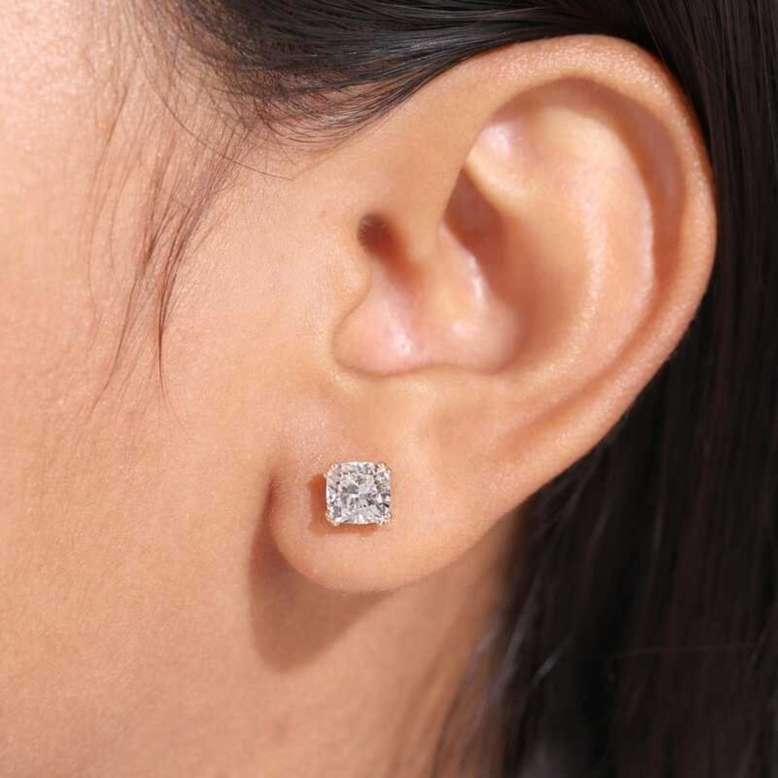 2.20Ct Cushion Cut IGI Certified Lab Grown Diamond Earring 14k Yellow Gold