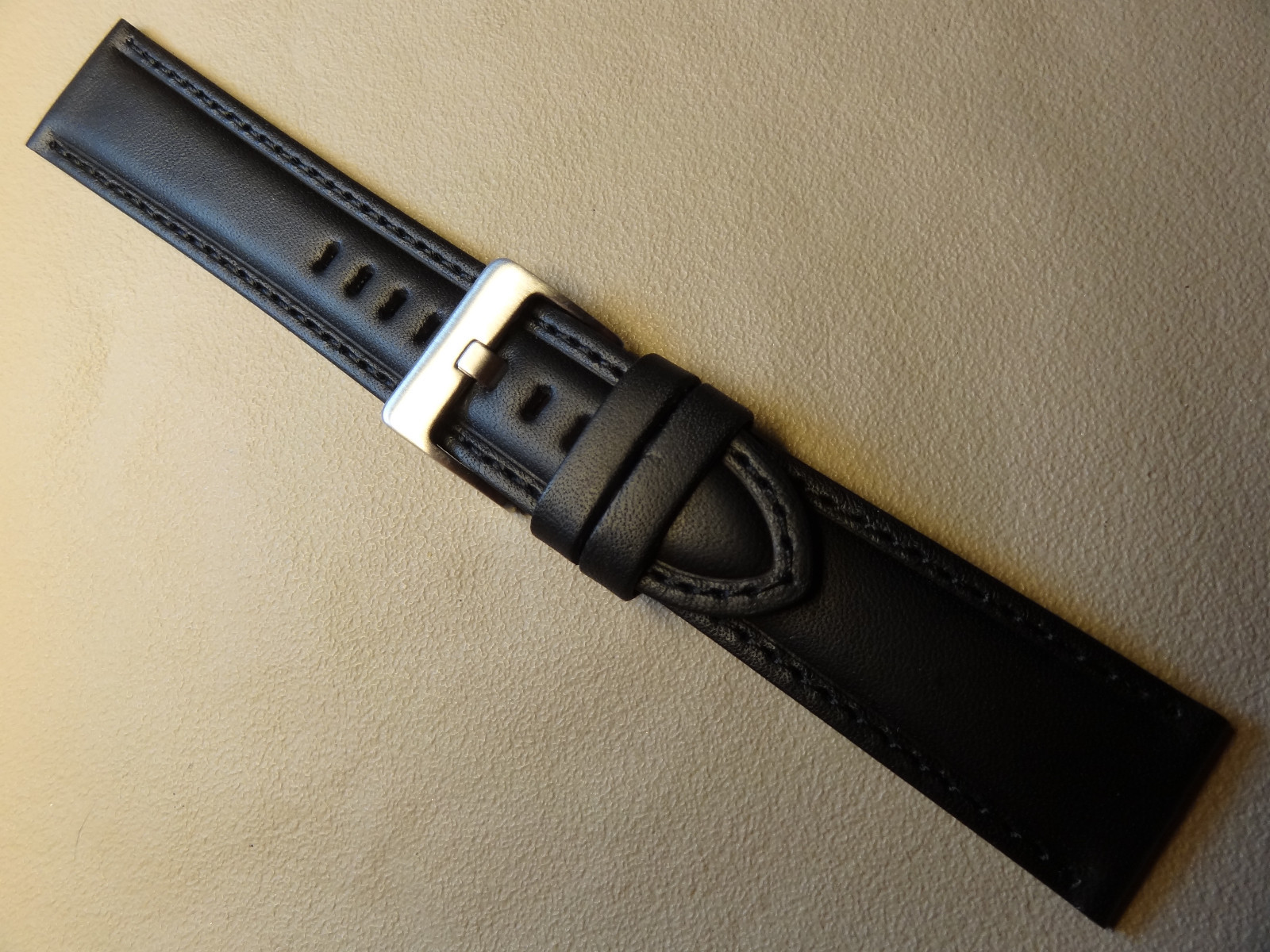 Genuine Leather Black Padded 22mm Smartwatch Watch Band Stainless Steel Buckle