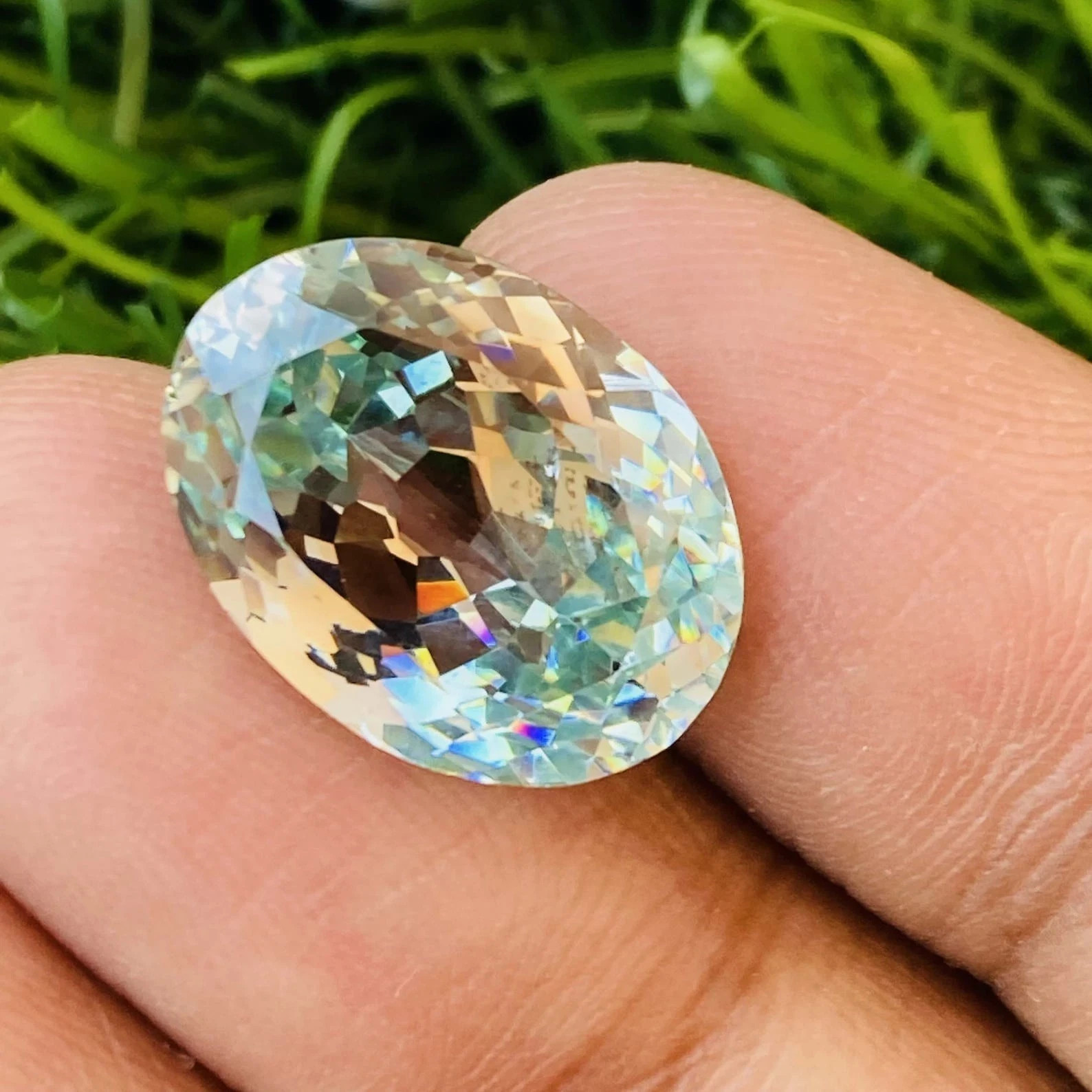 White Zircon Oval Cut 117..40 Ct Cambodian Natural GIE Certified Loose Gemstone