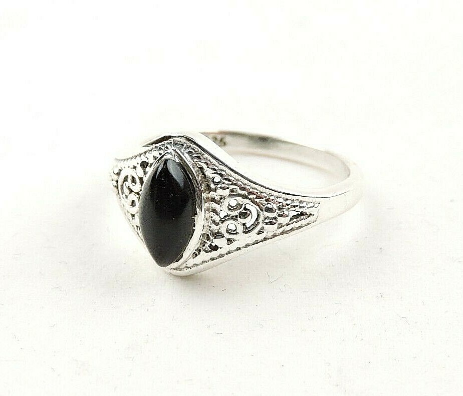 Sterling Silver 3.0 ct Black Onyx Cabochon Filigree Ring – Free Gift Packaging