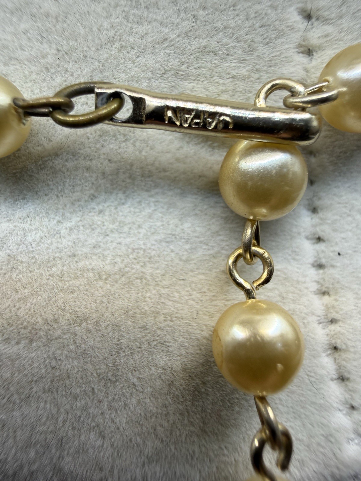 Vintage Unsigned Glass Bow Pearl Double Strand Necklace 50s Japan