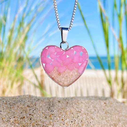 💖PINK PEBBLES WITH WHITE SAND HEART SHAPED PENDANT AND NECKLACE