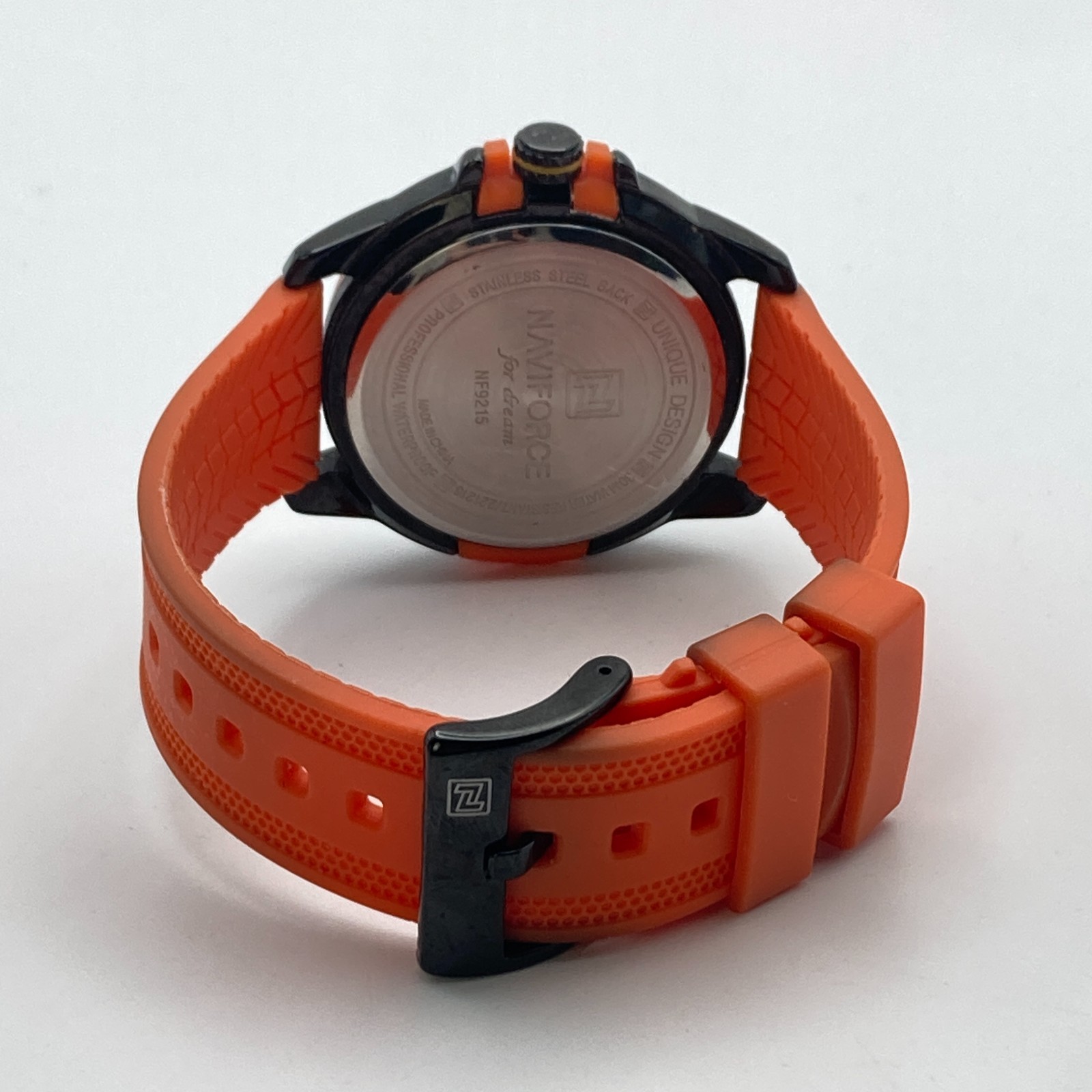 Naviforce Men’s Watch 43mm Black Orange Day Date 30M WR New Battery 9.5″