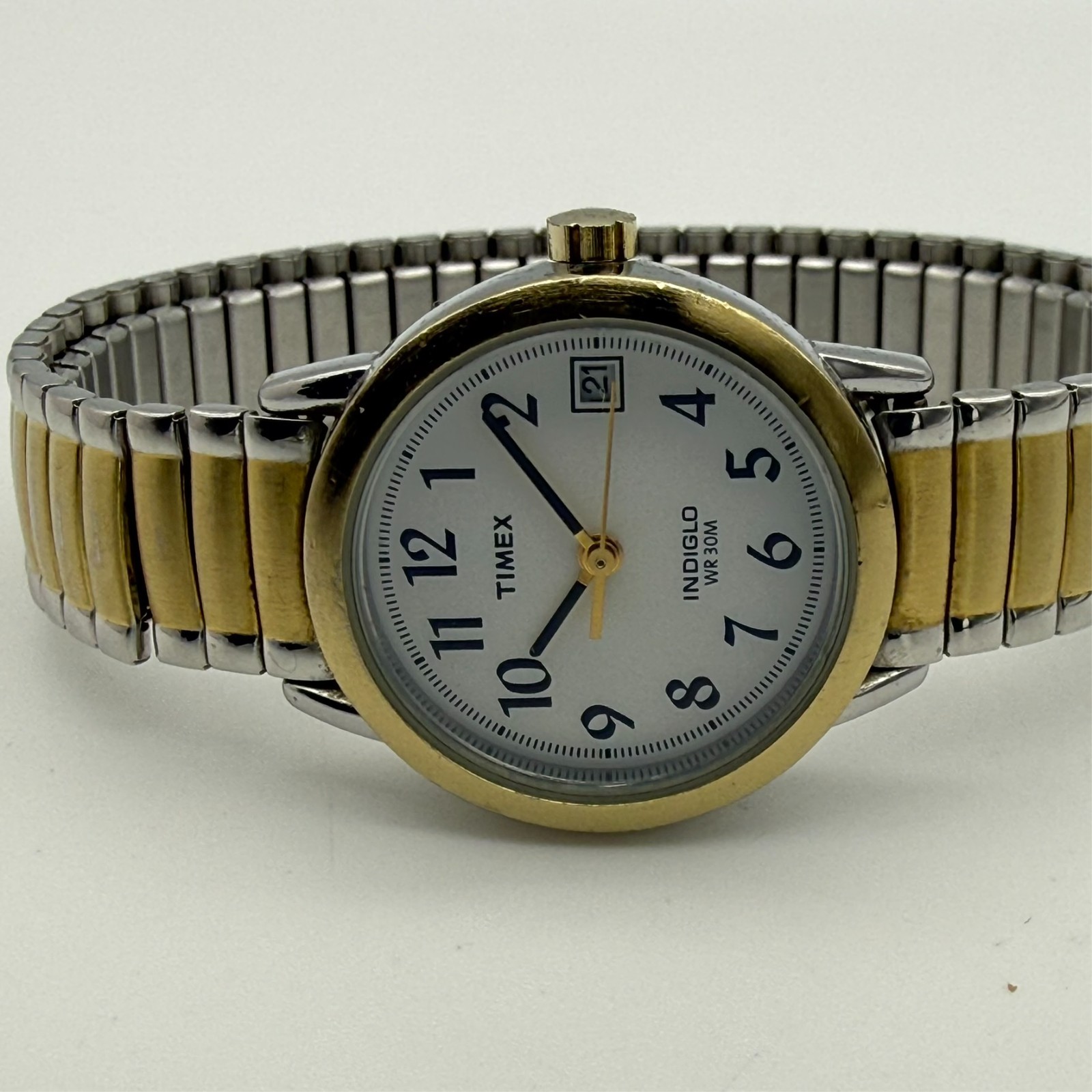 Women’s TIMEX Two-Tone Classic Easy Reader Watch, 25mm, Date, Flex Band, Runs