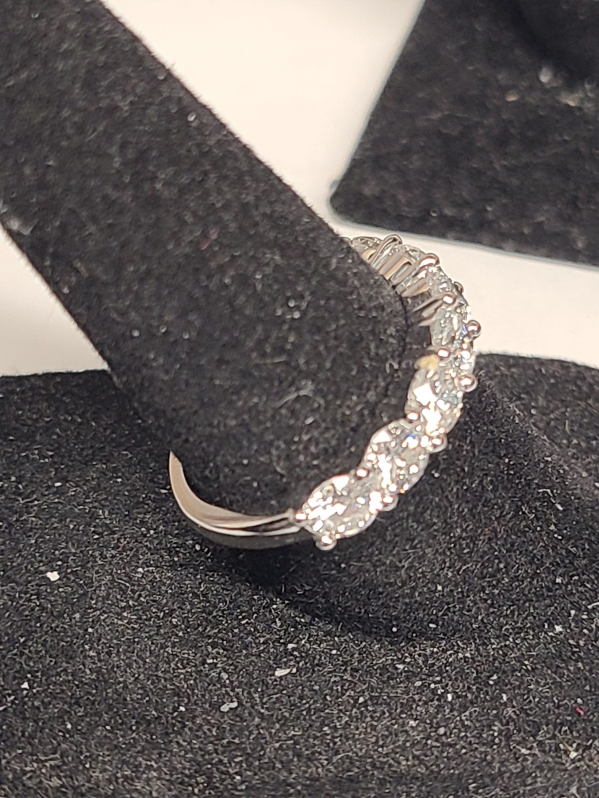 14K White Gold & Lab Created Diamond Ring 2.82 Grams Size 7