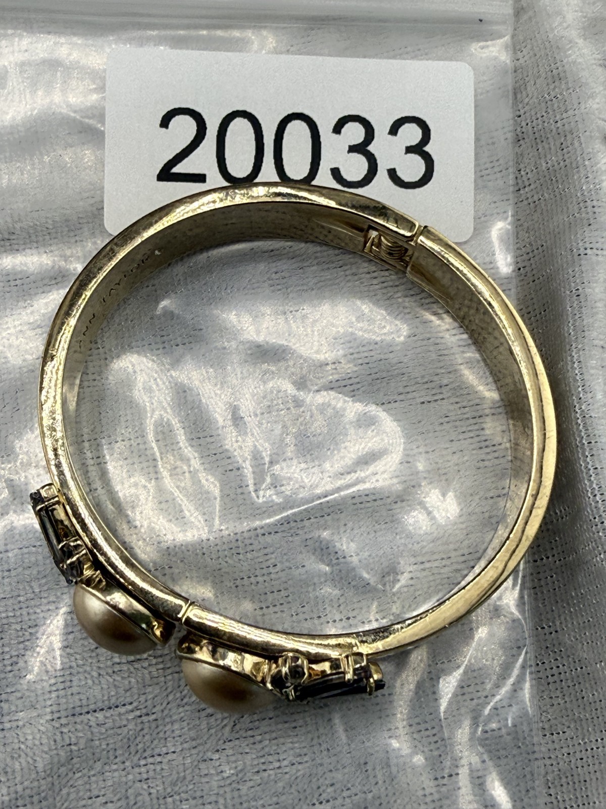 Vintage Ann Taylor Bangle Bracelet Faux Pearl Smokey Rhinestone 6.5″ Signed