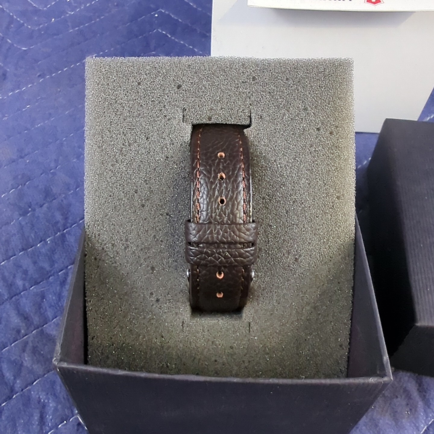 2005 Marlboro Country Trail Swiss Army Watch Leather Band Swiss New in Box