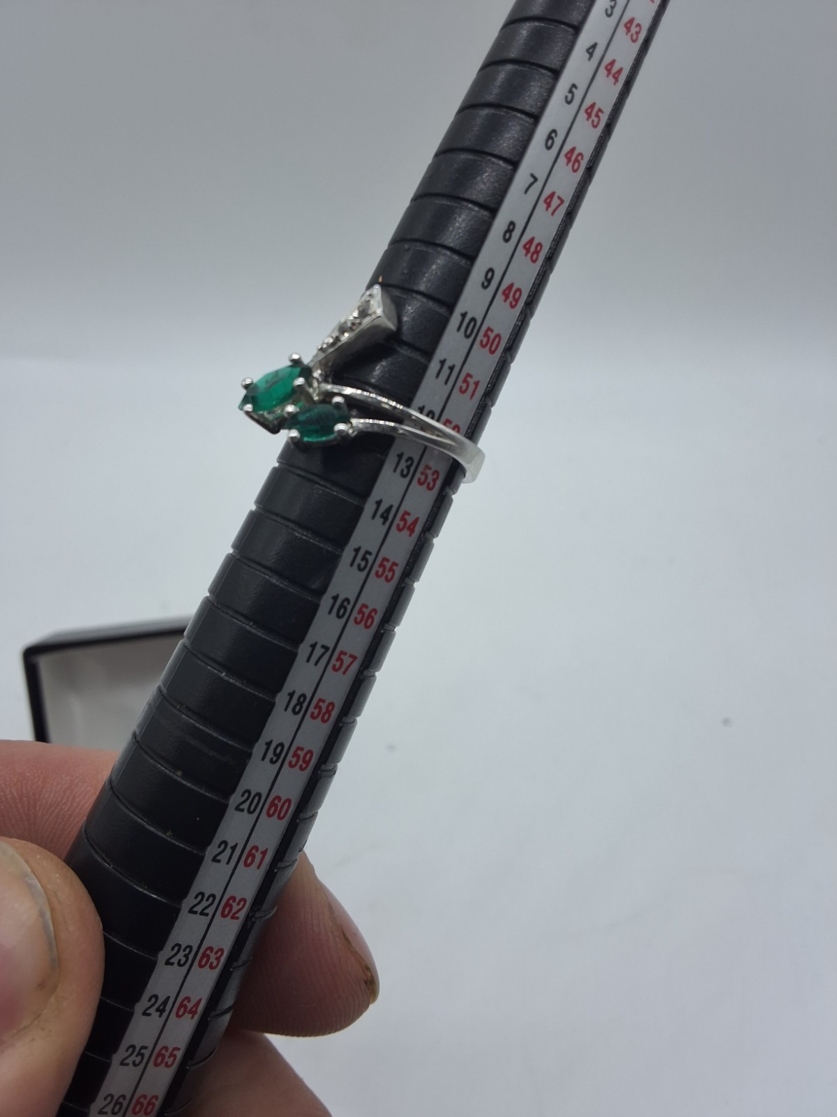 Vintage 850 Platinum Emerald and Diamond Bypass Ring Sz 6