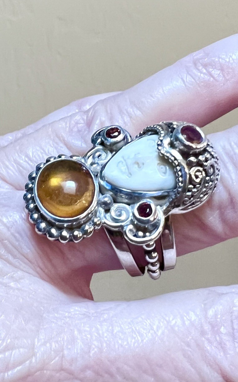 BEAUTIFUL ORNATE Sajen Sterling Silver Citrine, Garnet, Etc. Carved Goddess Ring