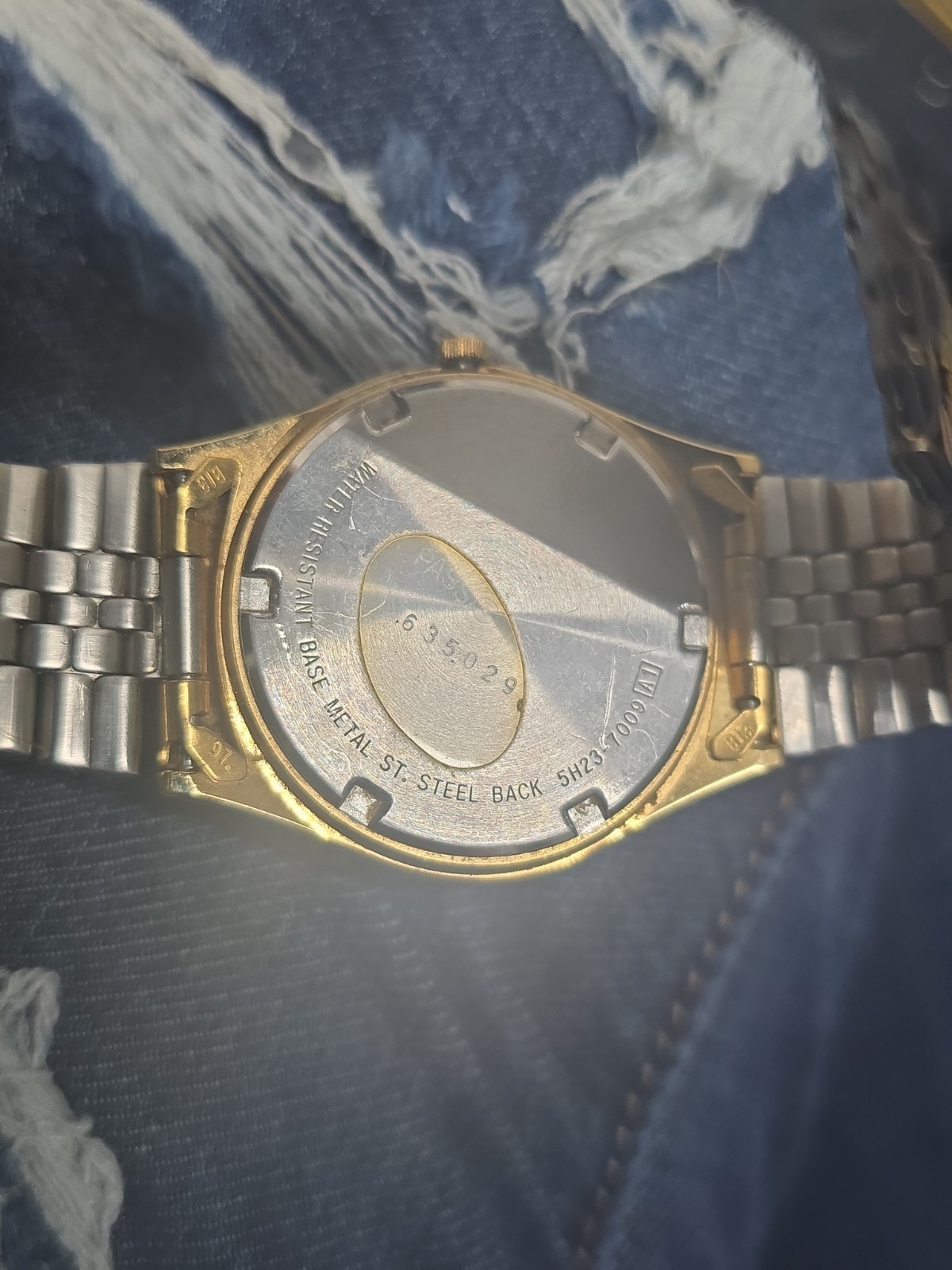 Seiko SQ Watch Men 35mm Champagne Dial Gold Tone Daydate 5y23-8049 New Battery B