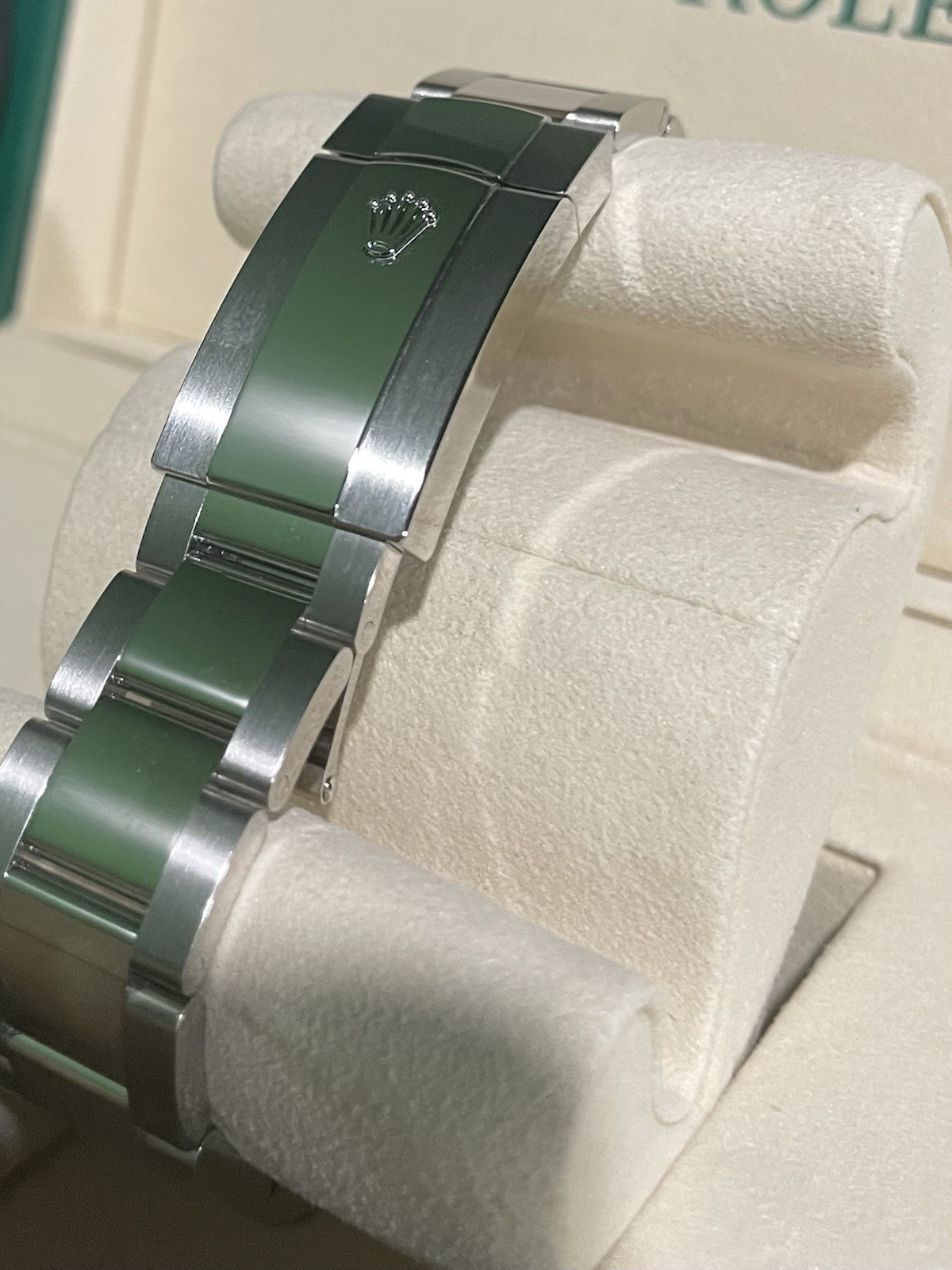 2026 Rolex Datejust 41MM White Roman Dial Oyster Bracelet (126300) Box & Papers