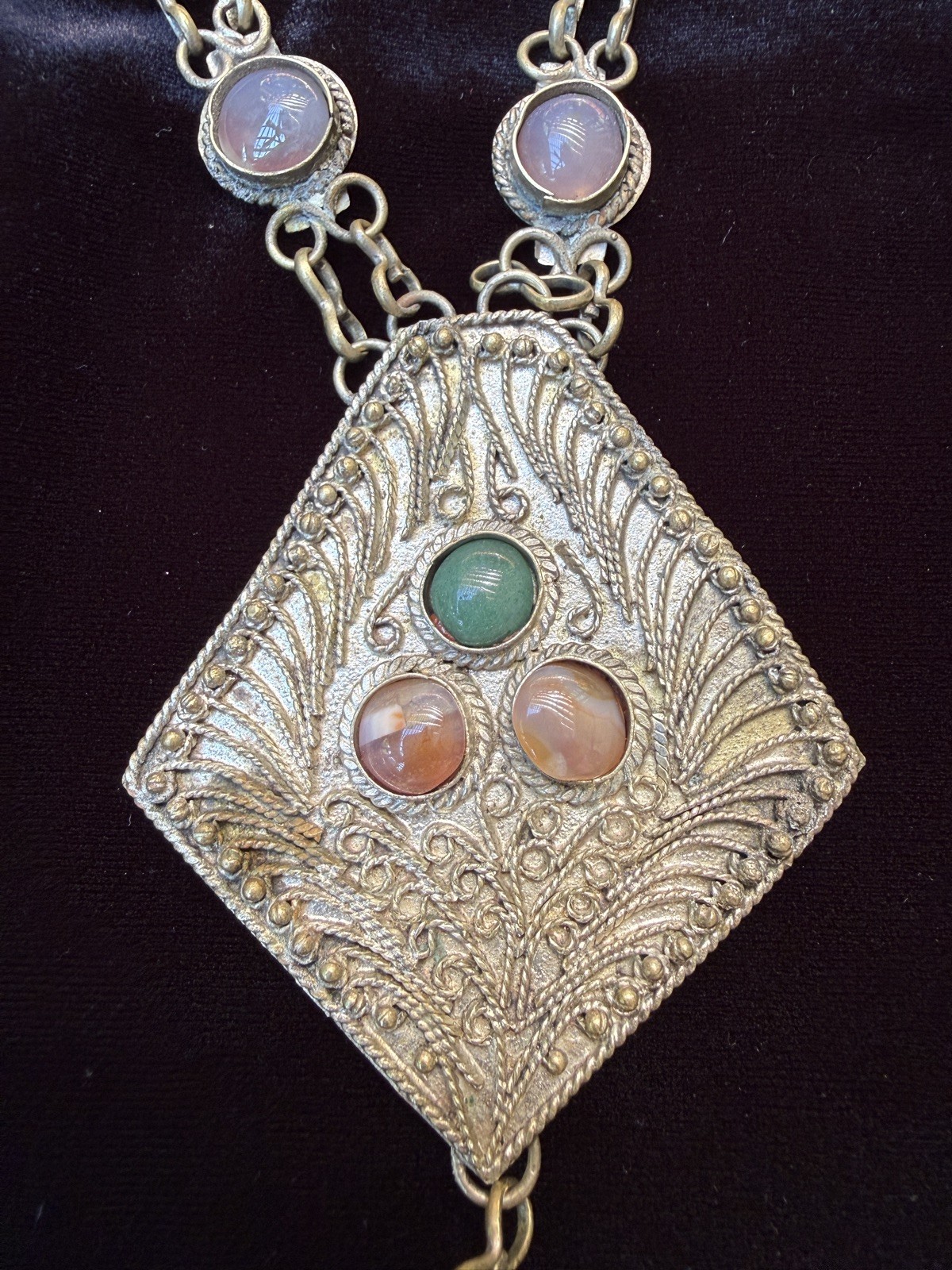 VINTAGE MIDDLE EASTERN Kuchi Bedouin TRIBAL filigree Agate Handmade NECKLACE