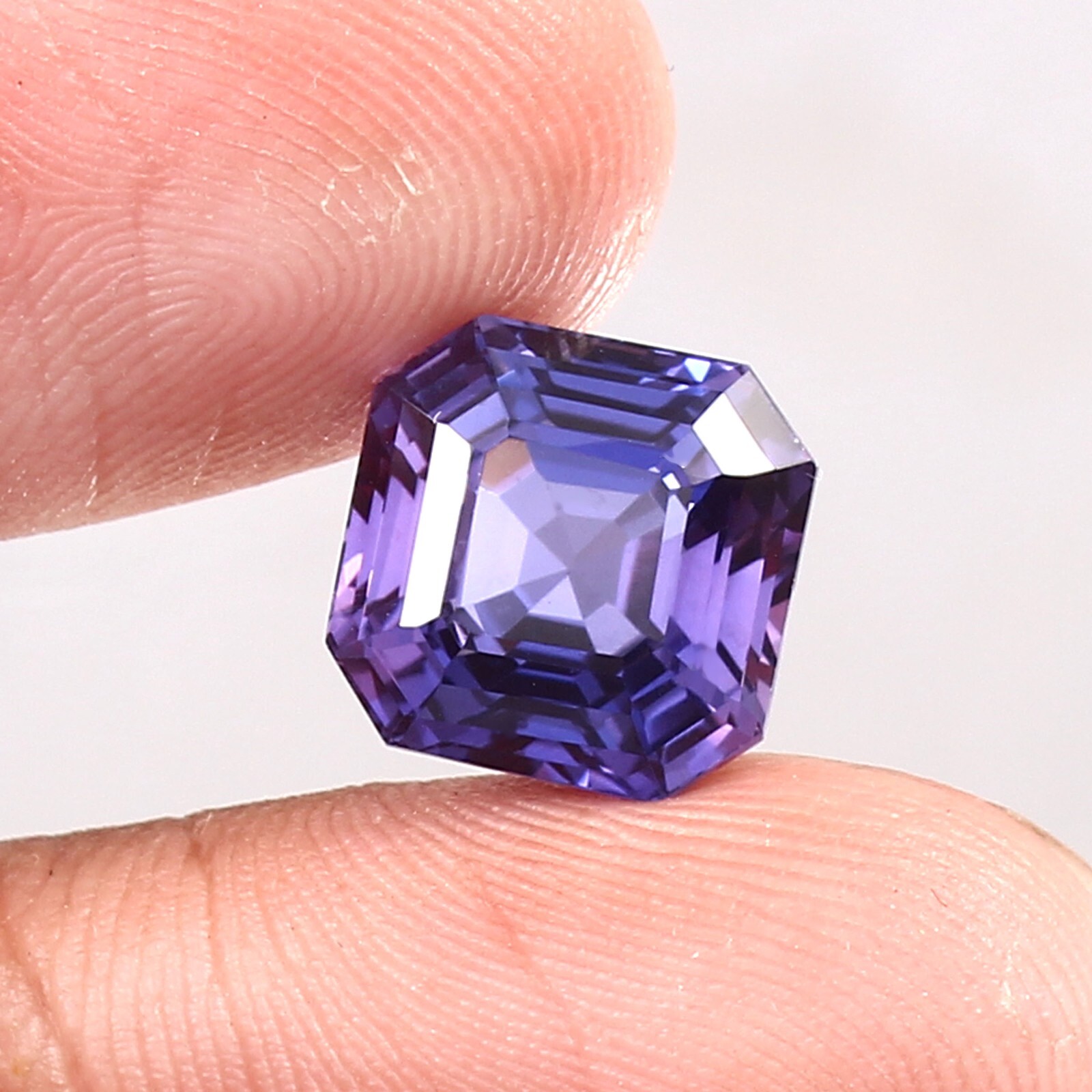 AAA Flawless Color Shifting Purple Sapphire Loose Asscher Cut Gemstone 8.40Ct