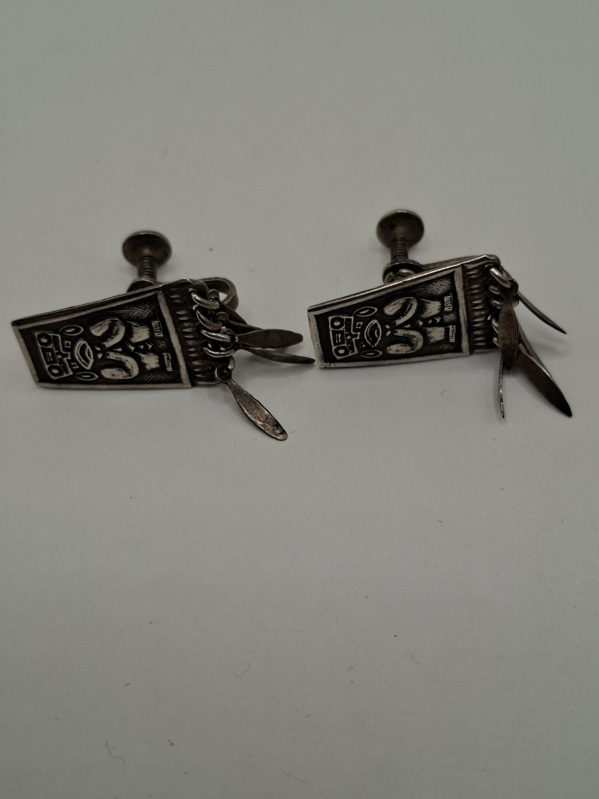 Vintage Silver Peruvian Tumi Screw Back Earrings 900 Silver Dangle Fringe