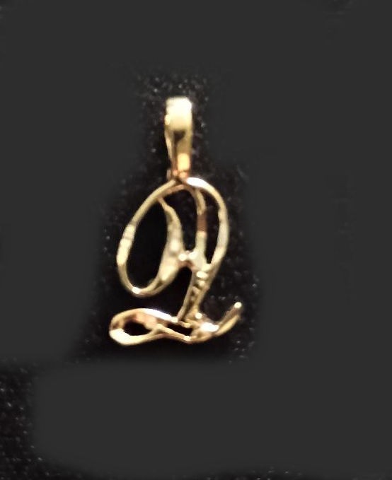 Gold Plated Initial Pendant 24k Yellow Gold Cursive Letters A to Z Diamond-Cut