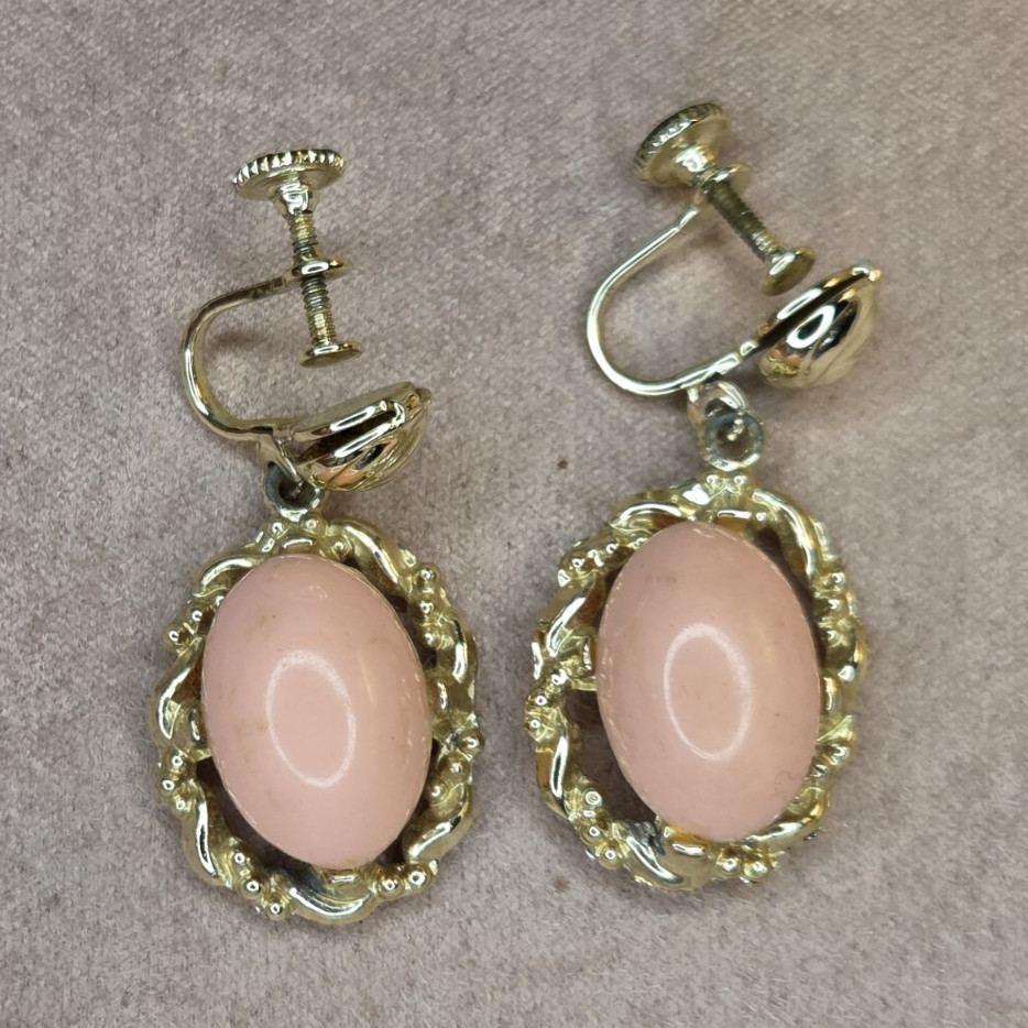 Gold Tone Bezel Set Pink Oval Cabochon Dangle Earrings Screw Back Closure