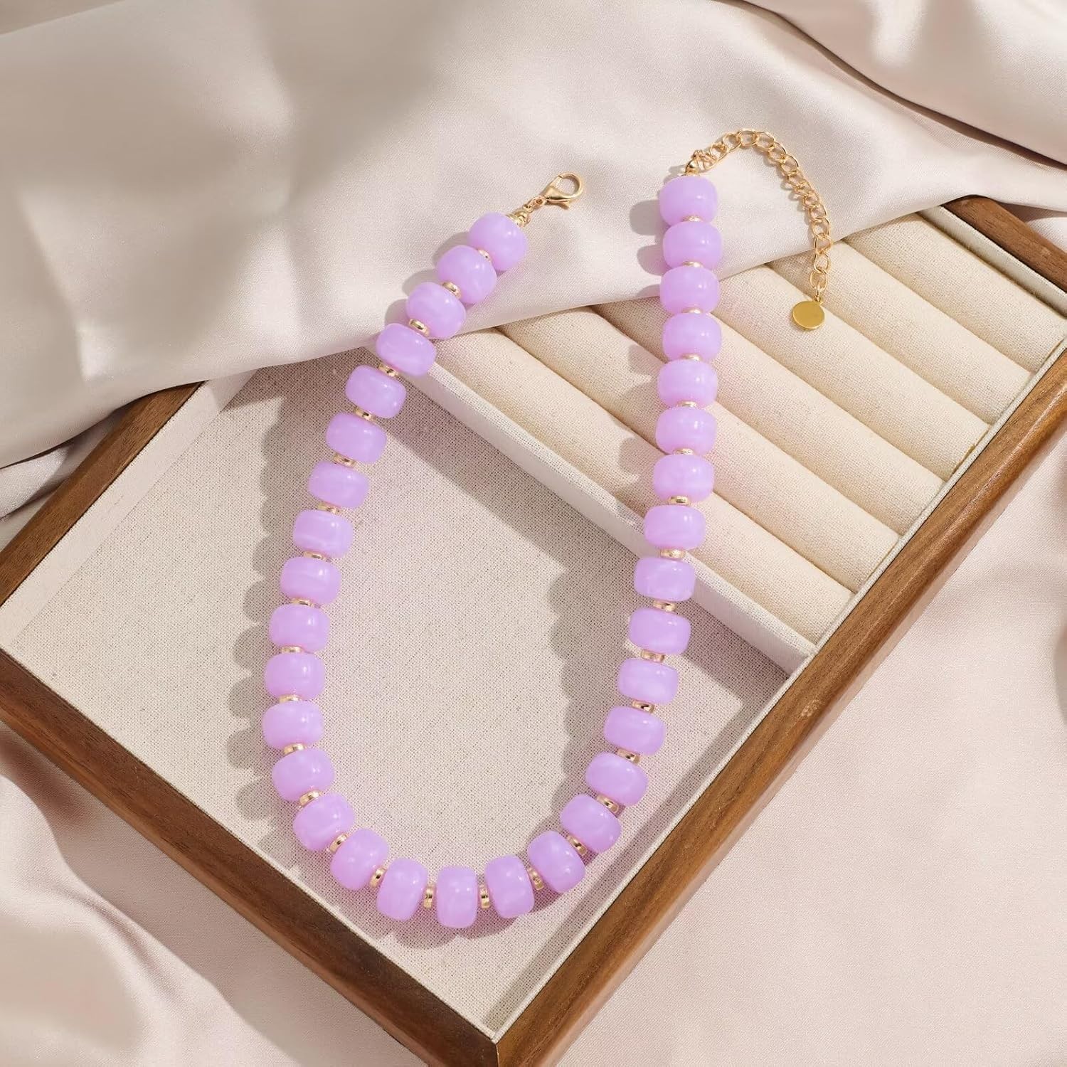 Elegant Lightweight Purple Resin Bead Necklace – Versatile for Every Occasion