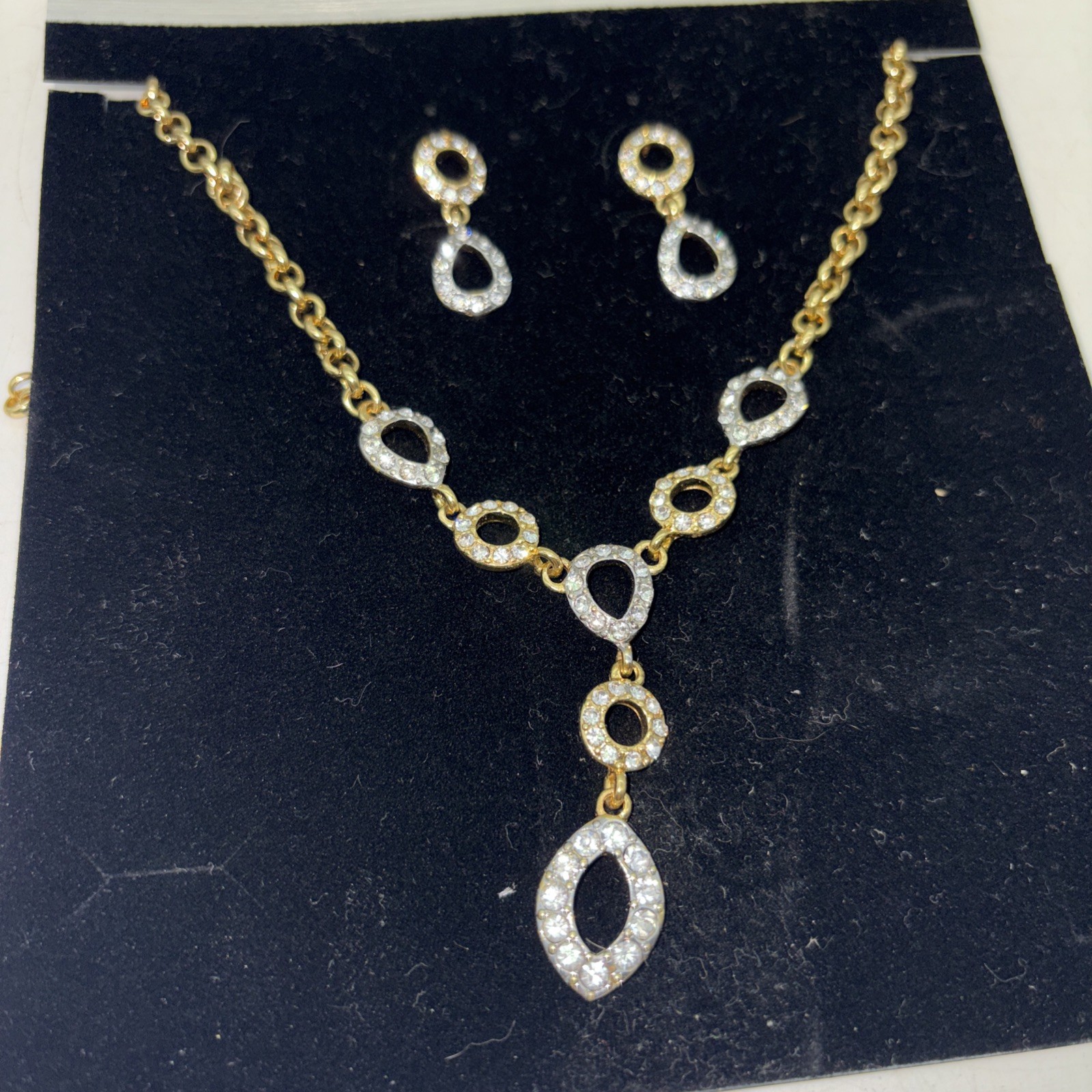 Bijoux Terner Vintage Silver Gold Tone necklace And Stud Earring Set