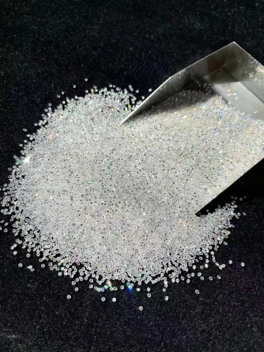 1.3 MM Round Loose Lab Grown CVD Diamond, 20 PCS, EF Color, VS1 Certified