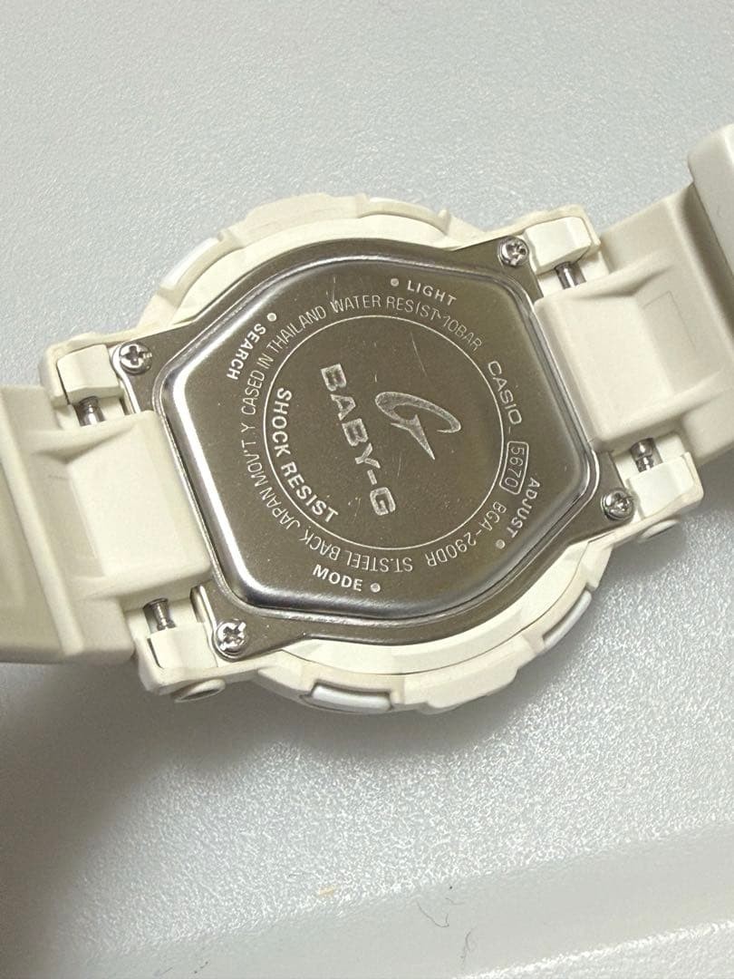 CASIO BABY-G BGA 290DR White Excellent Condition