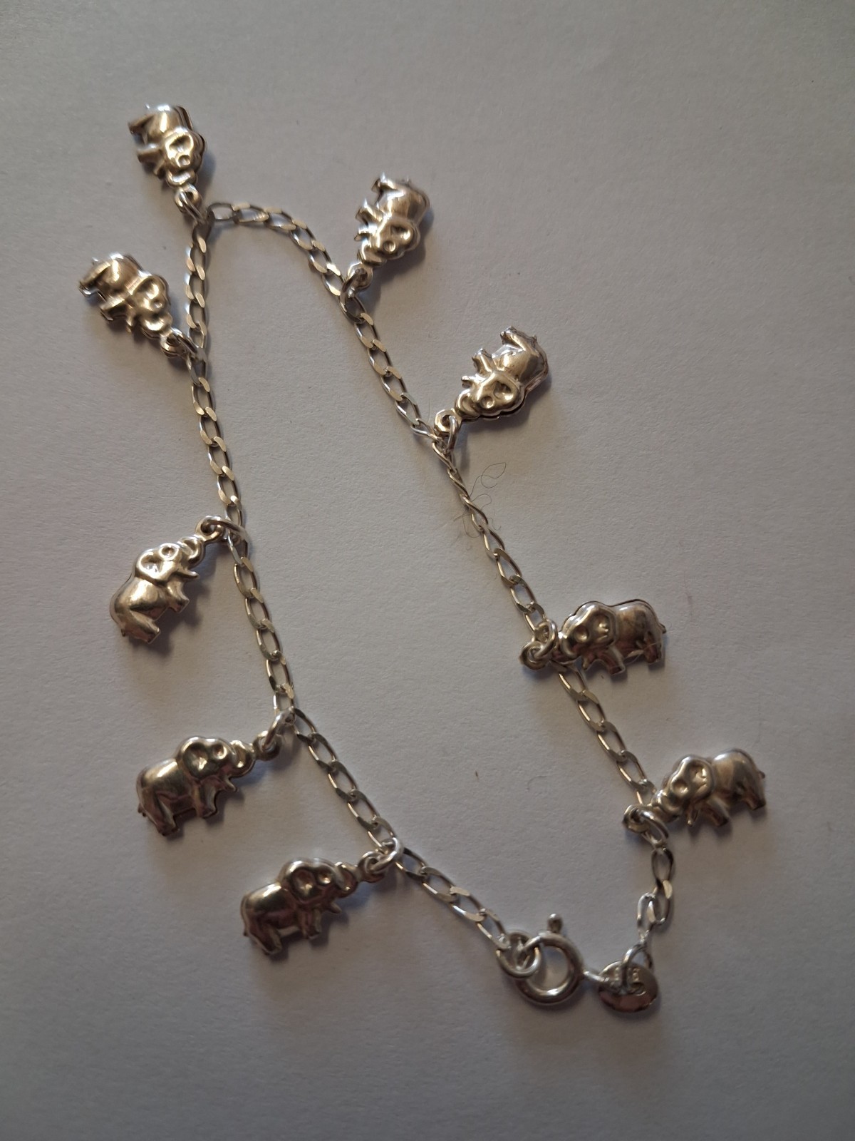 Sterling Silver Elephant Bracelet – 16cm – 4gs.