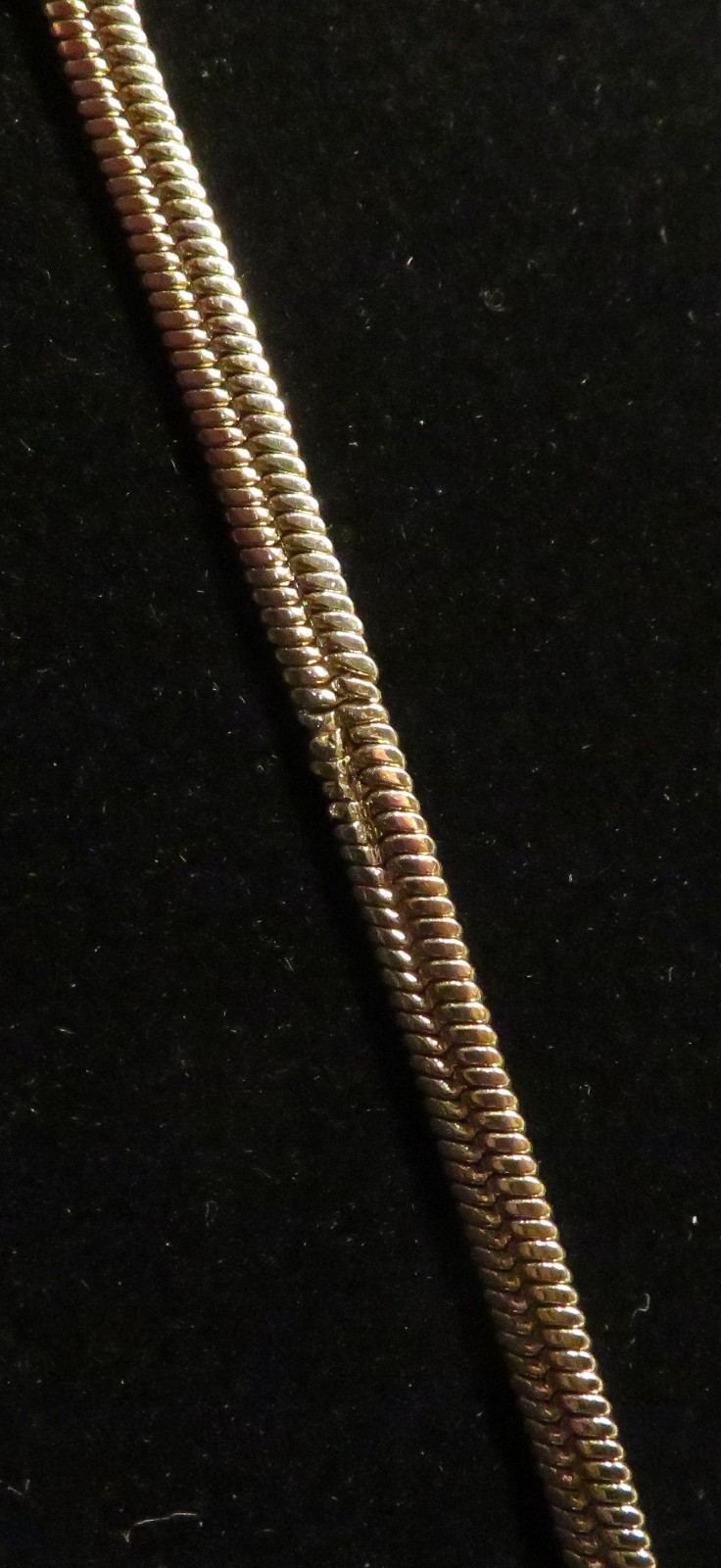 Vintage Women Gold Tone Herringbone Chain Necklace Flat Snake Choker 15-19″ adju
