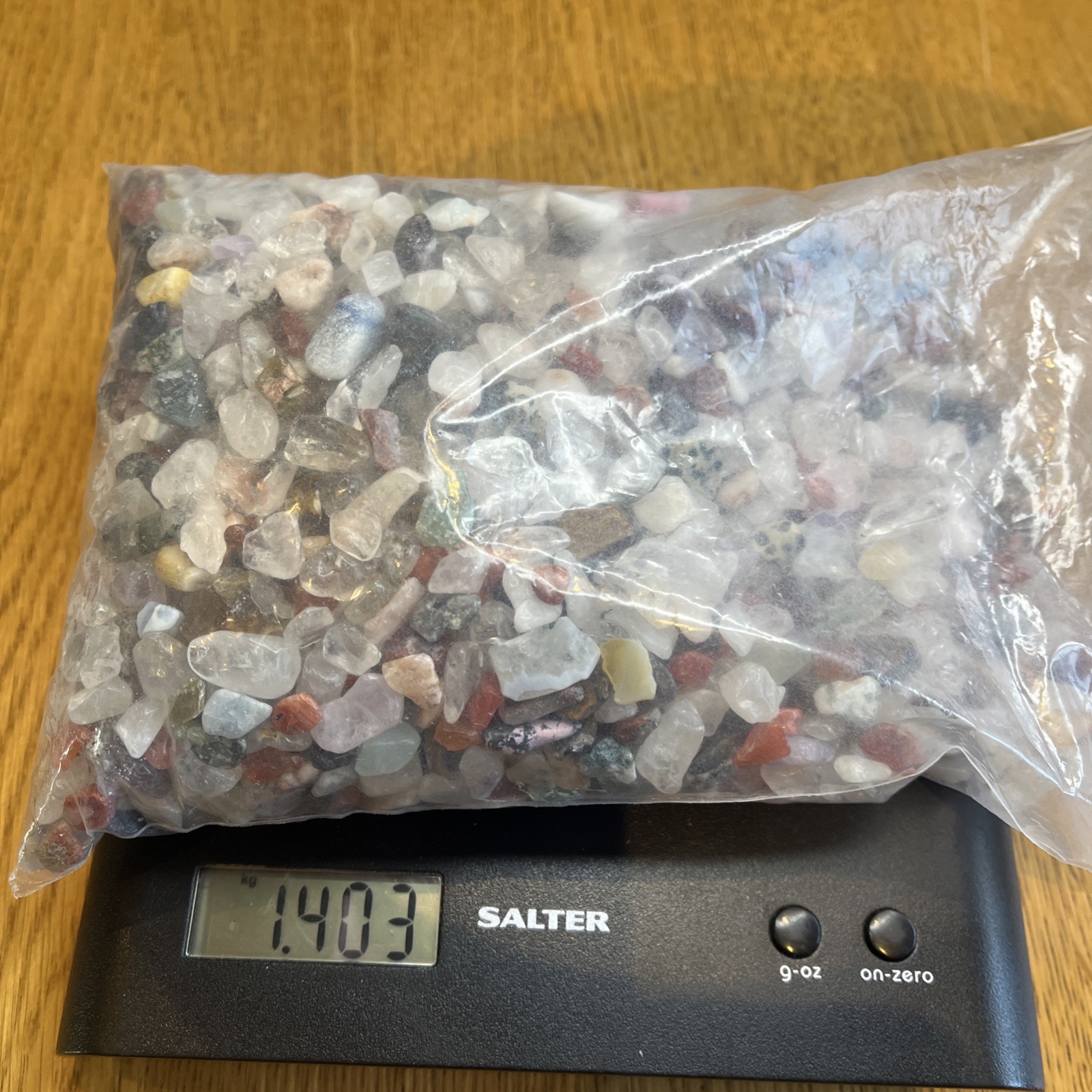 Small Mixed Crystals Mini Gemstones,Chips Ideal For Crafting 1.4 kg