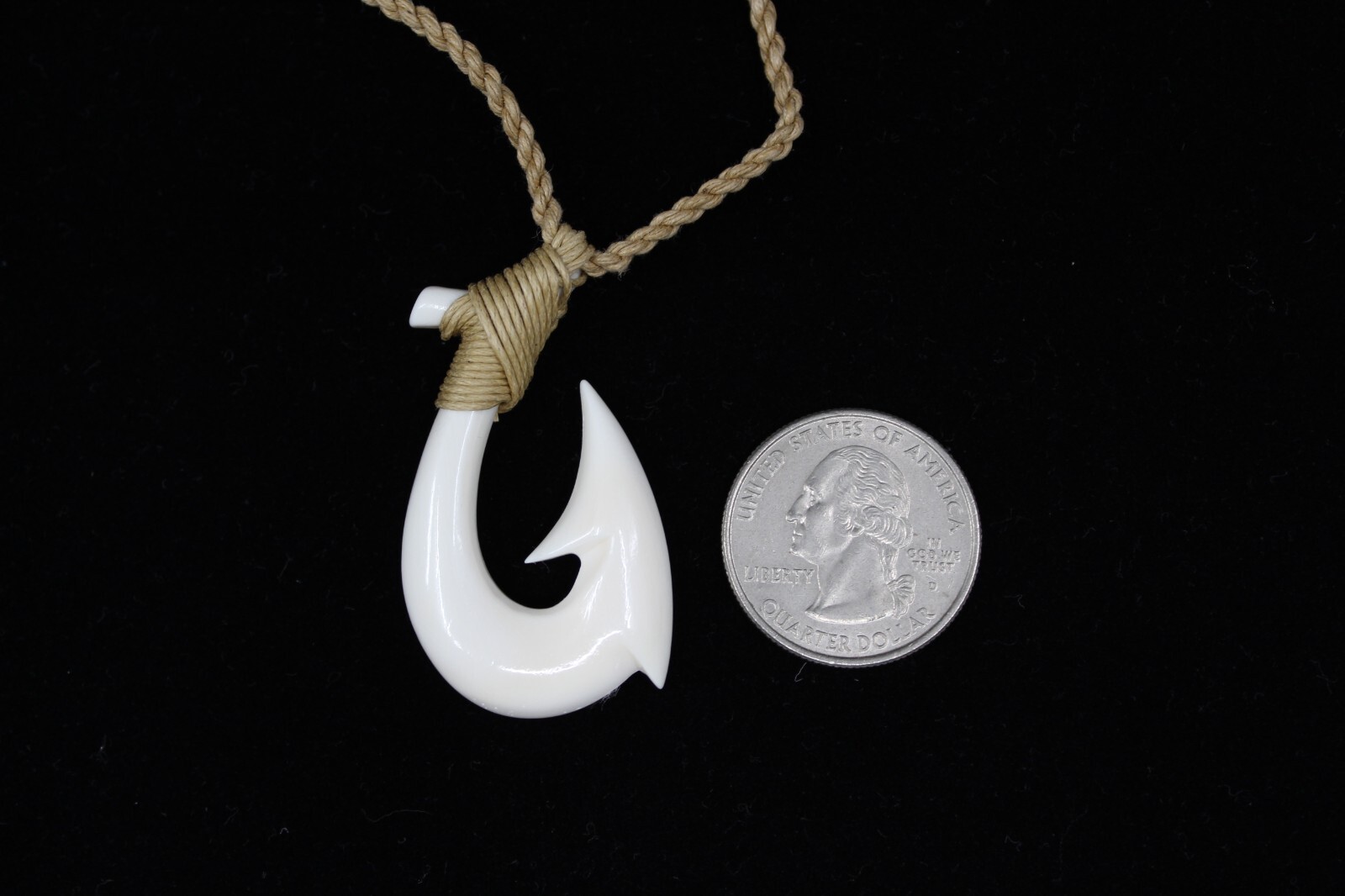 Hawaiian Fish Hook Necklace (Buffalo Bone) – Hand Carved, Maui Hook, Polynesian
