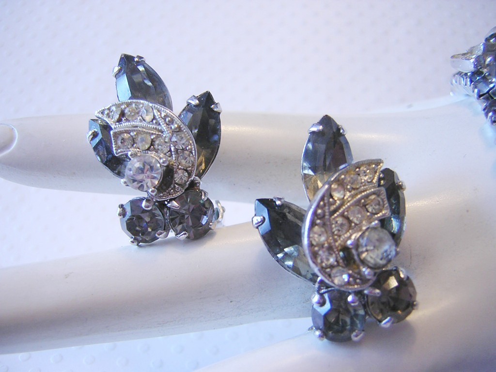 WEISS Graphite GRAY / “Black Diamond” RHINESTONES & ICING Overlays Bracelet ERR