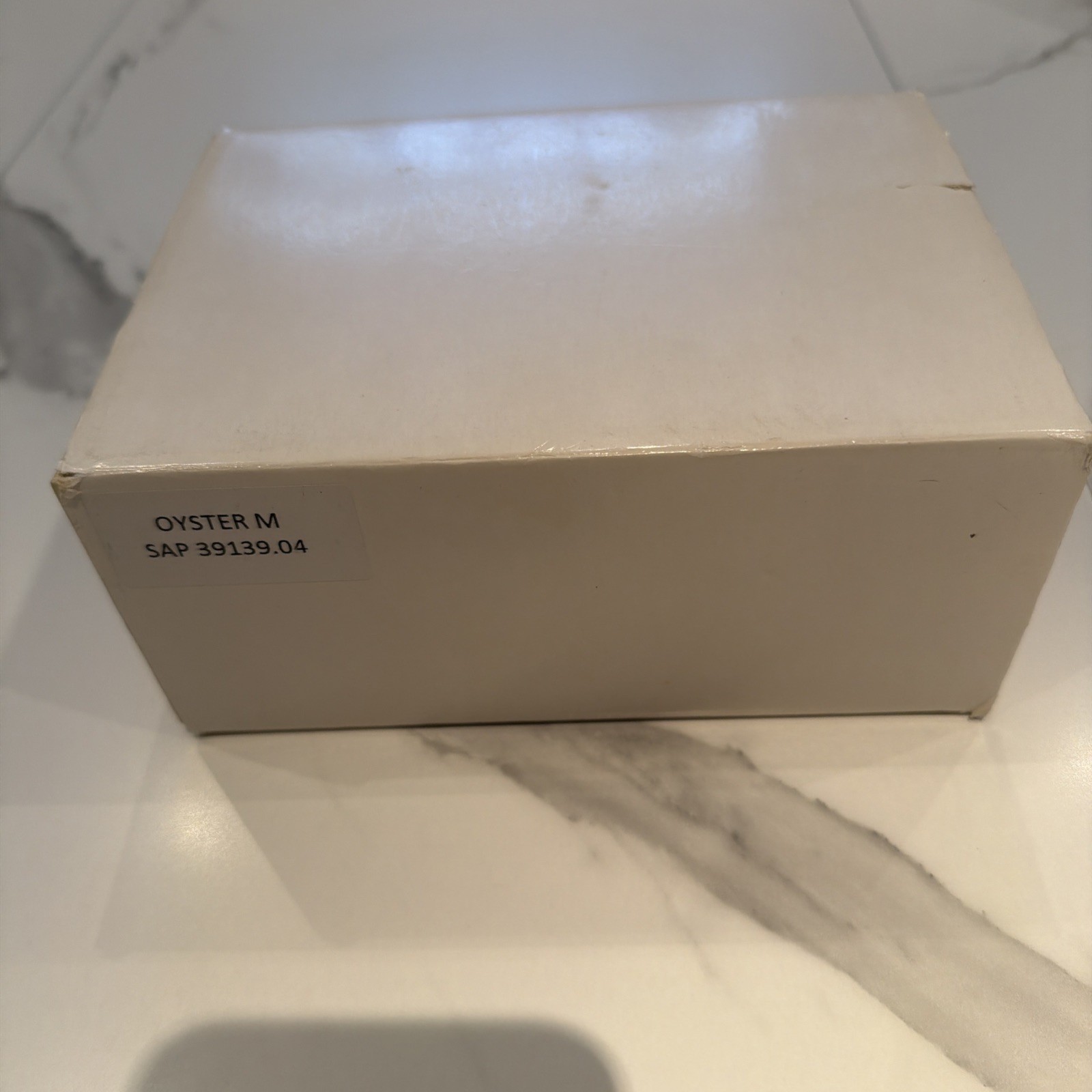 Genuine Rolex Watch Box Medium Size 39139.04 – Oyster M