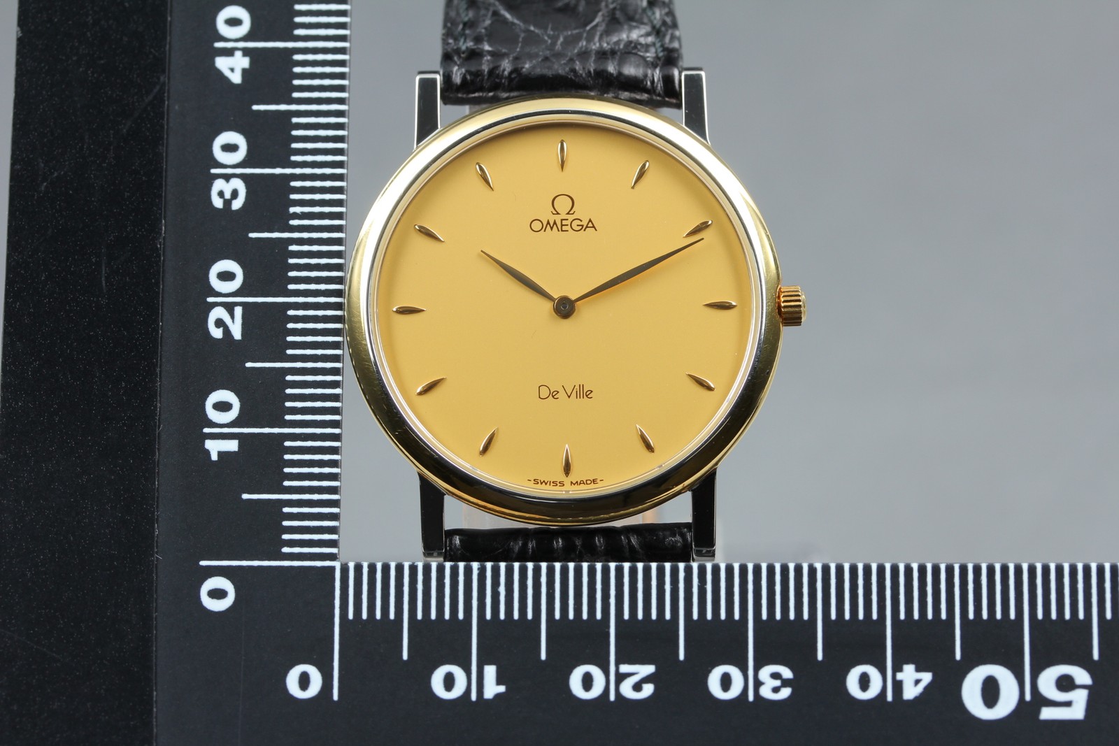 [Near MINT] OMEGA De ville Cal.1478 Ref.195.2378 Quartz Mens Vintage Watch JAPAN