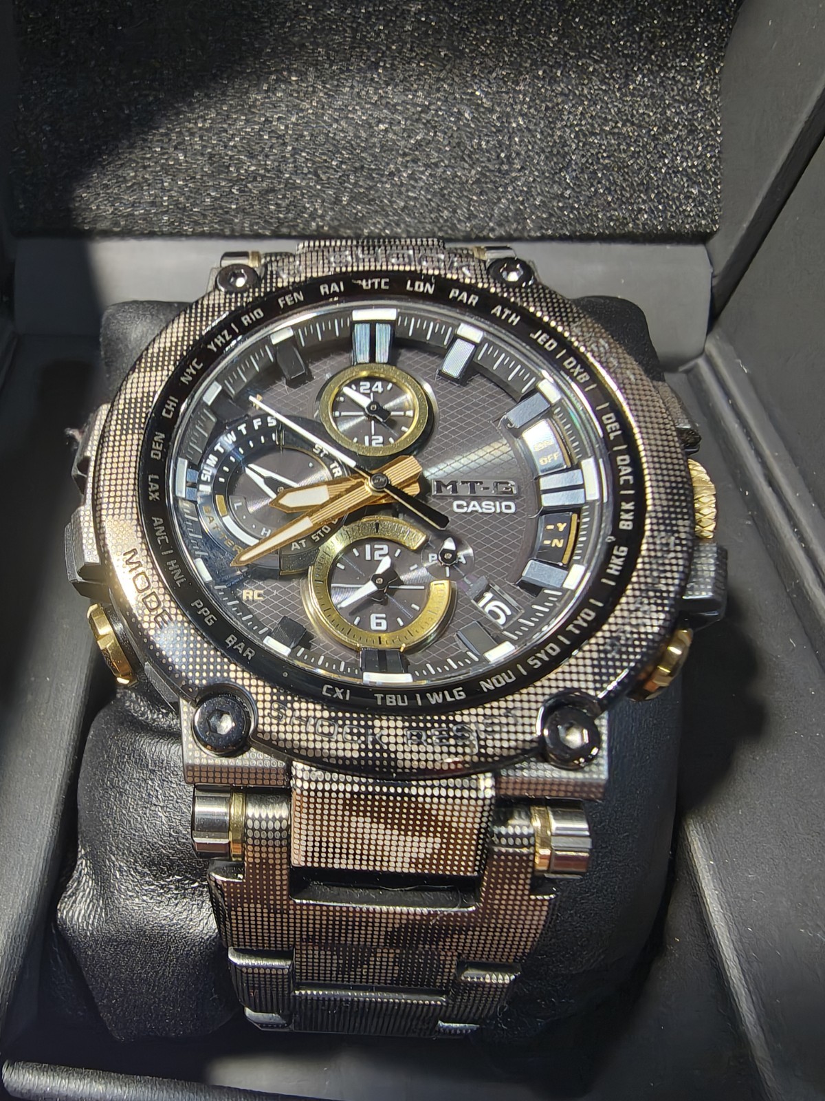 Casio G-SHOCK MT-G -B1000DCM-1ACR. MINT Never Worn . All The Paperwork