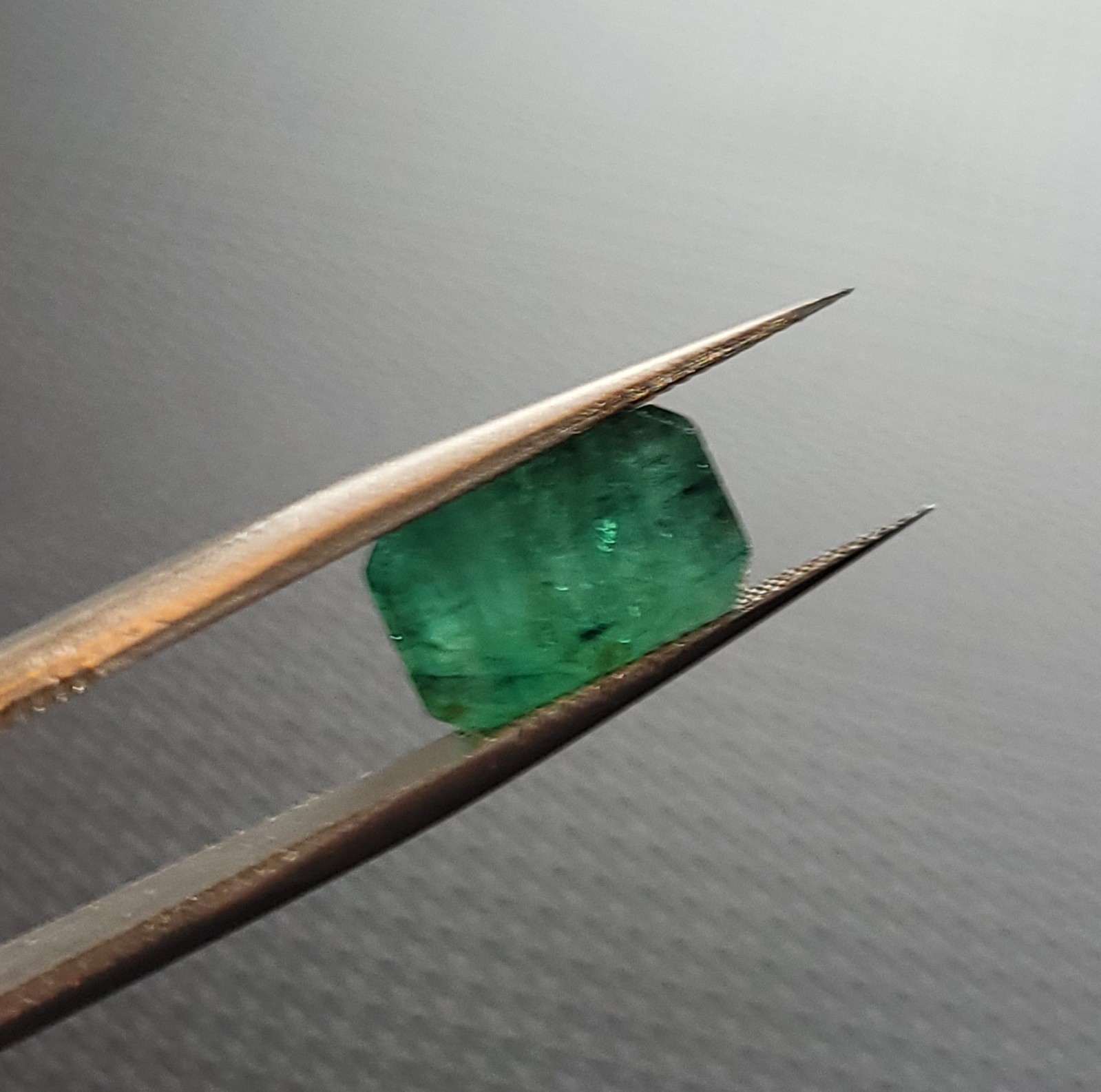 Stunning Ideal Dark Green Natural Untreated Certified Zambian Emerald 4.20ct