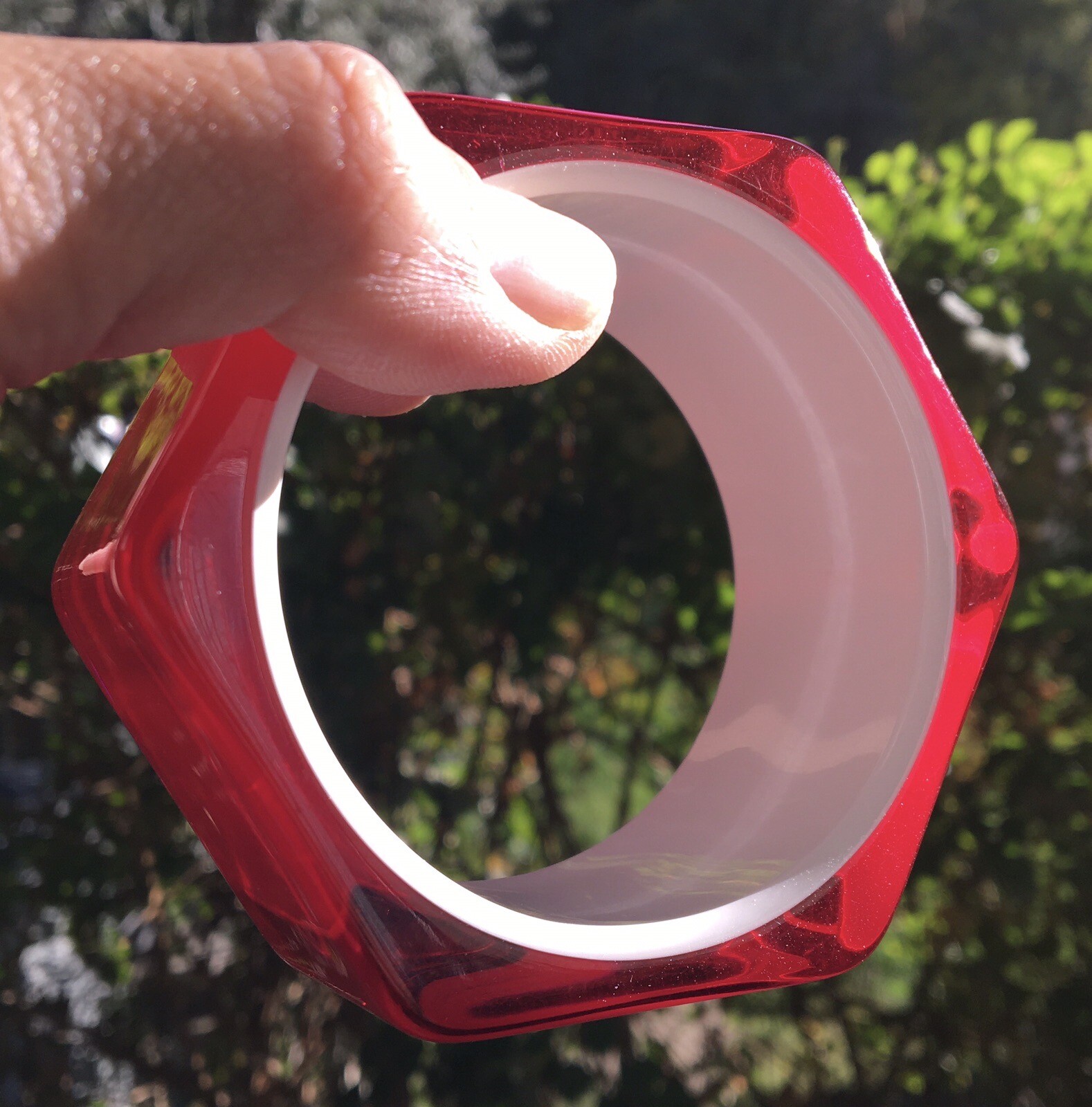 HEAVY ! Pomegranate Red Pink Hexagon Semi Translucent Vintage Lucite Prism Art