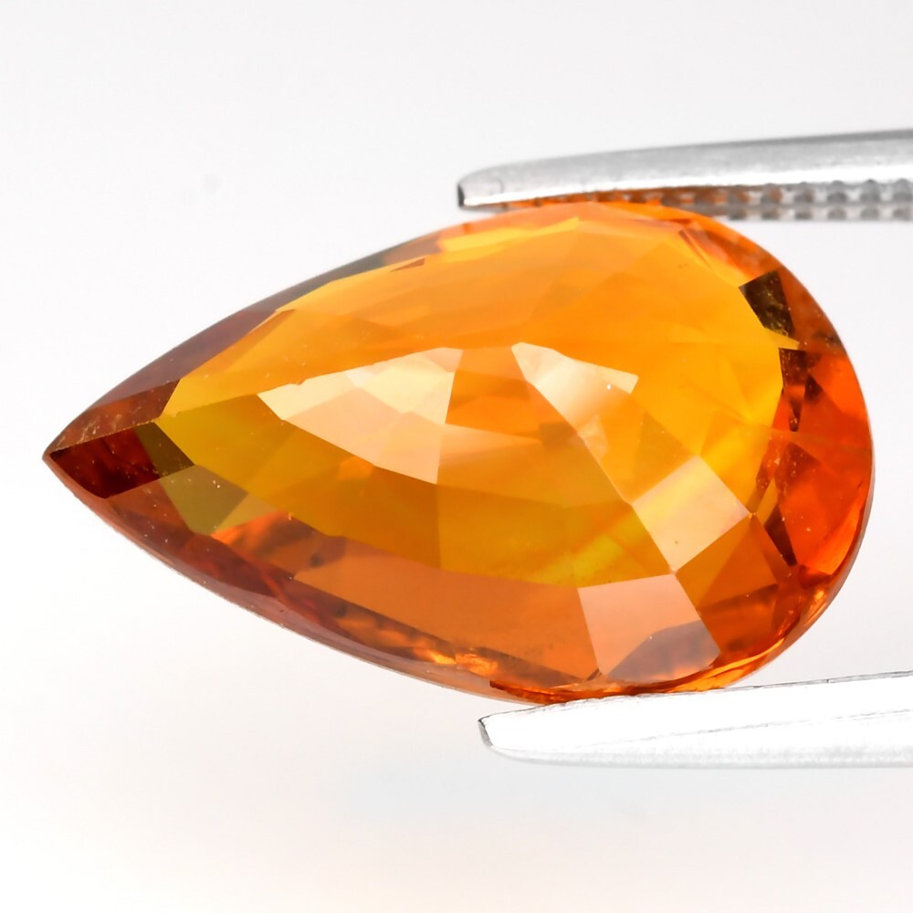 💎 4.03ct 12.5×8.2mm VS Pear Orange Sapphire – Luxurious, Thailand Gemstone