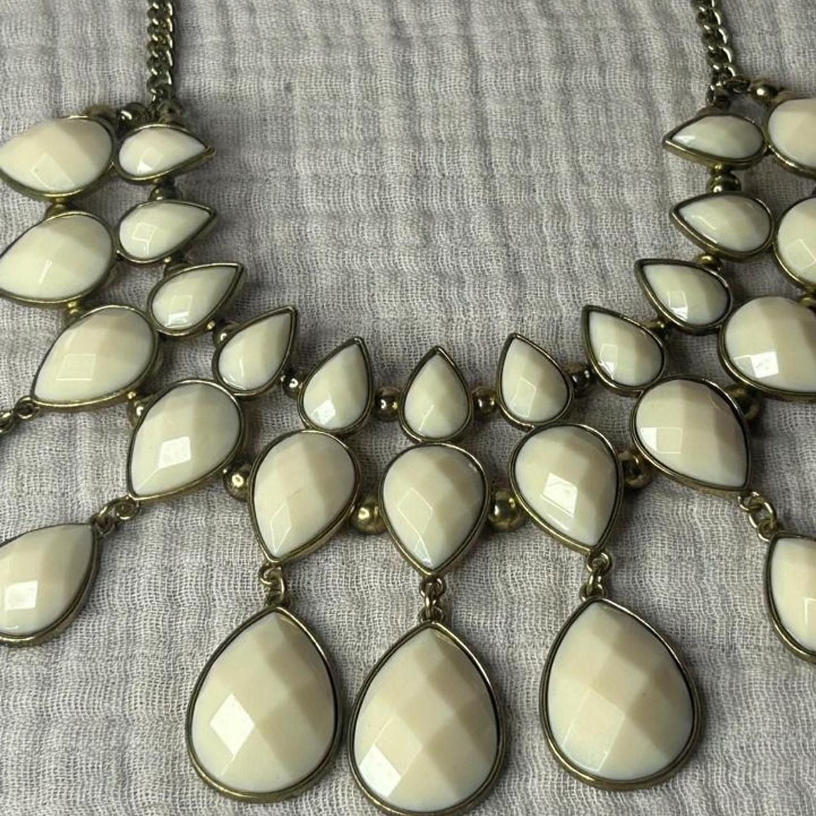 Vintage Style Cream Teardrop Bib Necklace Gold